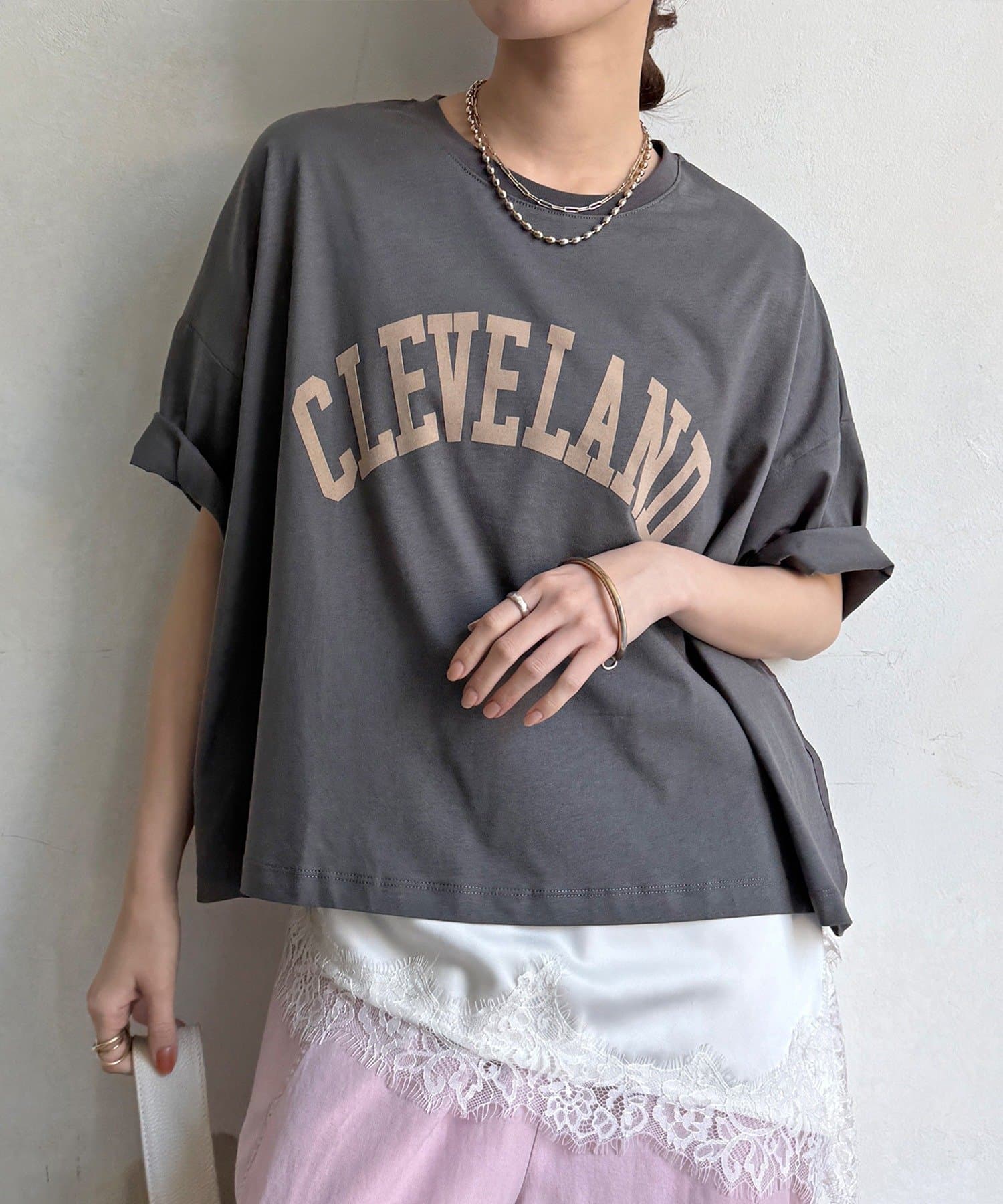 DOUDOU(ドゥドゥ) 【WE限定】フロッキーロゴプリントTEE