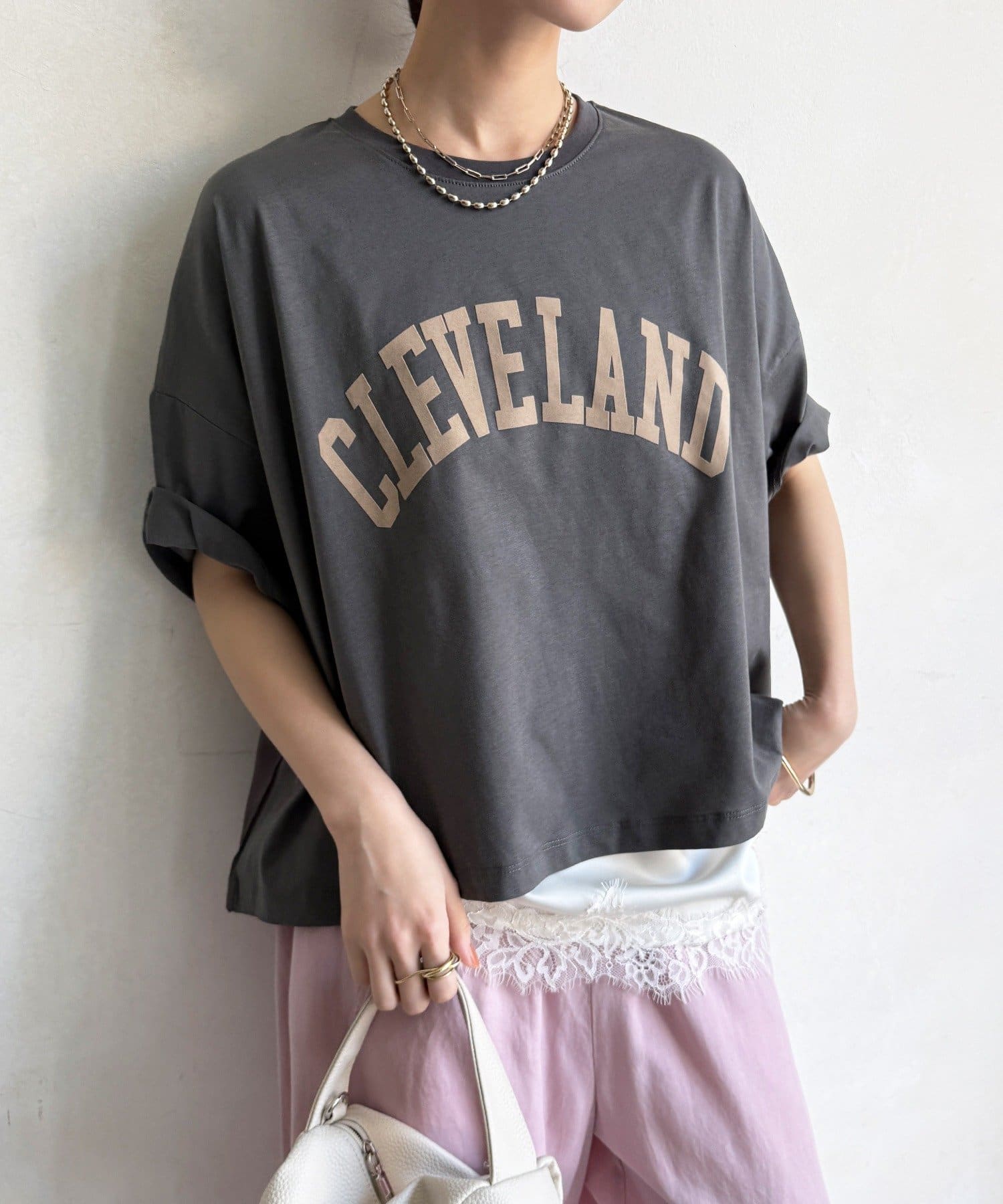 DOUDOU(ドゥドゥ) 【WE限定】フロッキーロゴプリントTEE