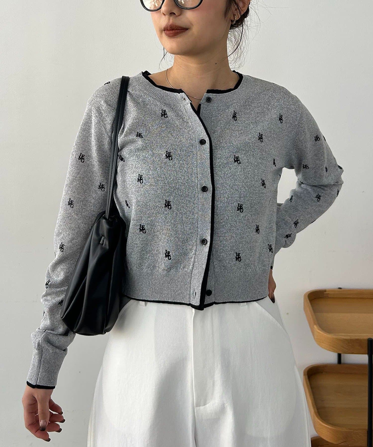 CAPRICIEUX LE'MAGE(カプリシュレマージュ) モノグラムカーディガン