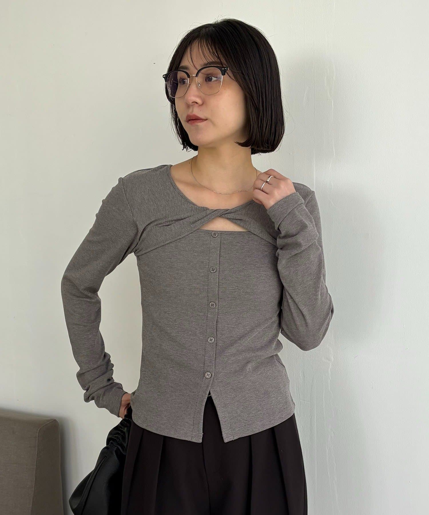 CAPRICIEUX LE'MAGE(カプリシュレマージュ) ツイストネックT