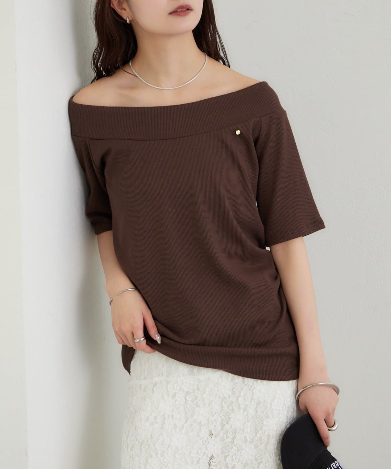 mystic(ミスティック) プレート付きワイドネックT