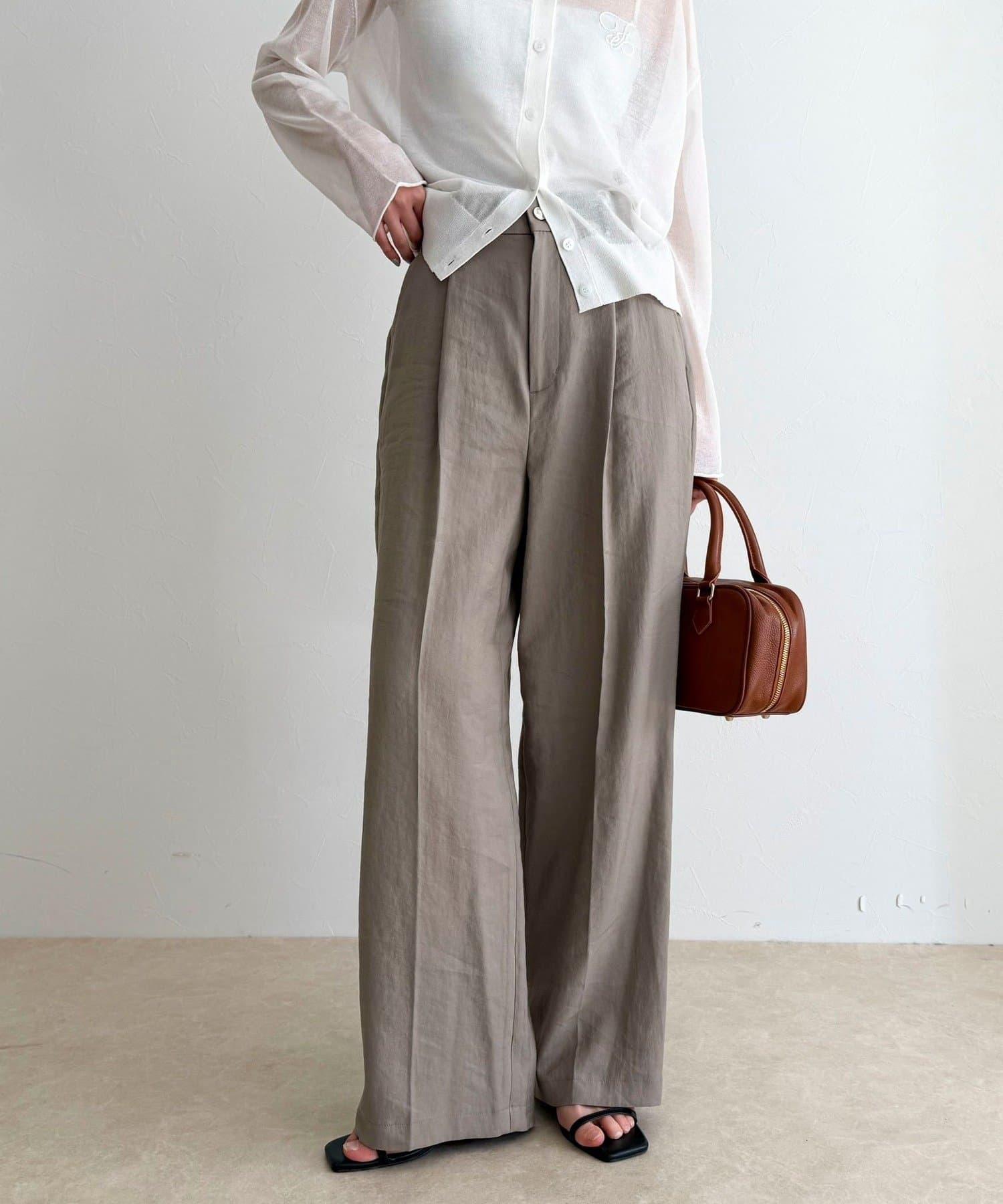 FREDY & GLOSTER(フレディ アンド グロスター) 接触冷感イージースラックス