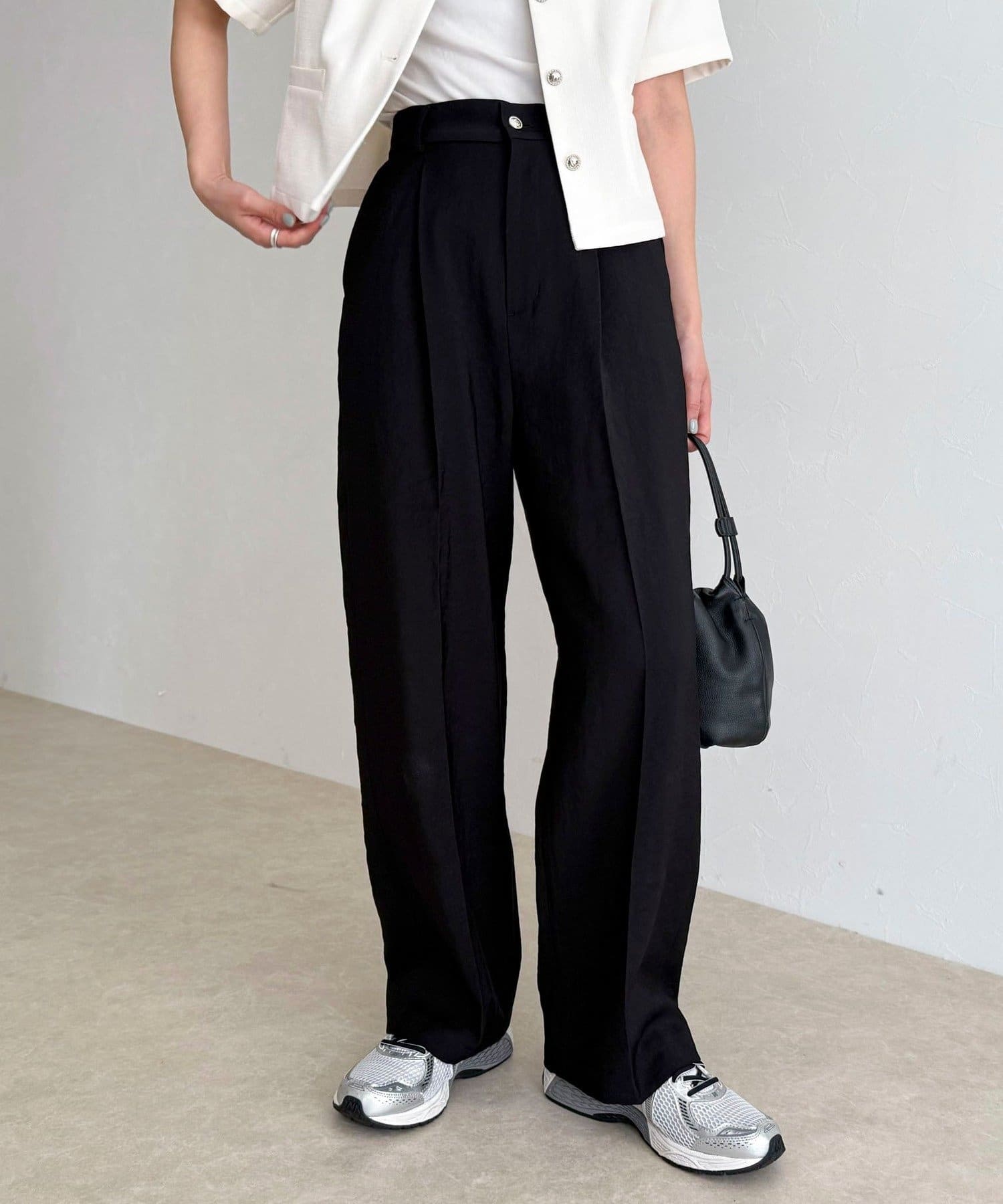 FREDY & GLOSTER(フレディ アンド グロスター) 接触冷感イージースラックス