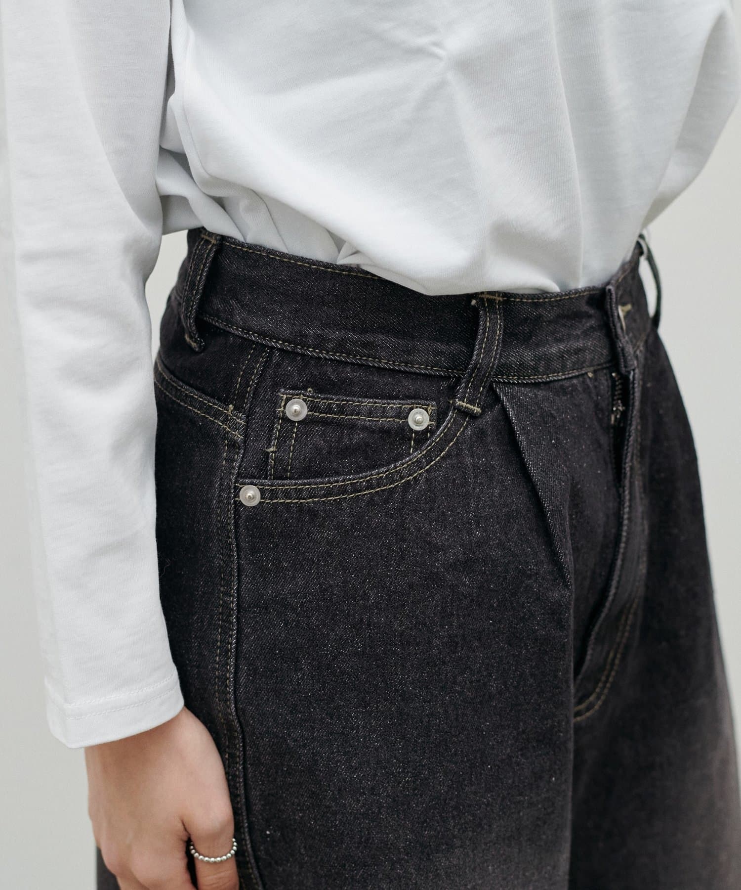 LARUTA(ラルータ) デニムタックハーフパンツ