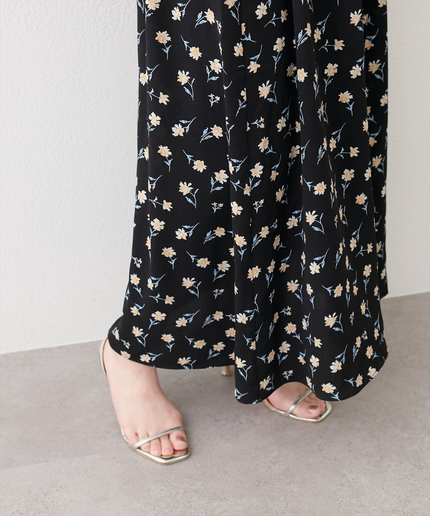 natural couture(ナチュラルクチュール) 〈osono〉ベルト付きプリーツワンピース