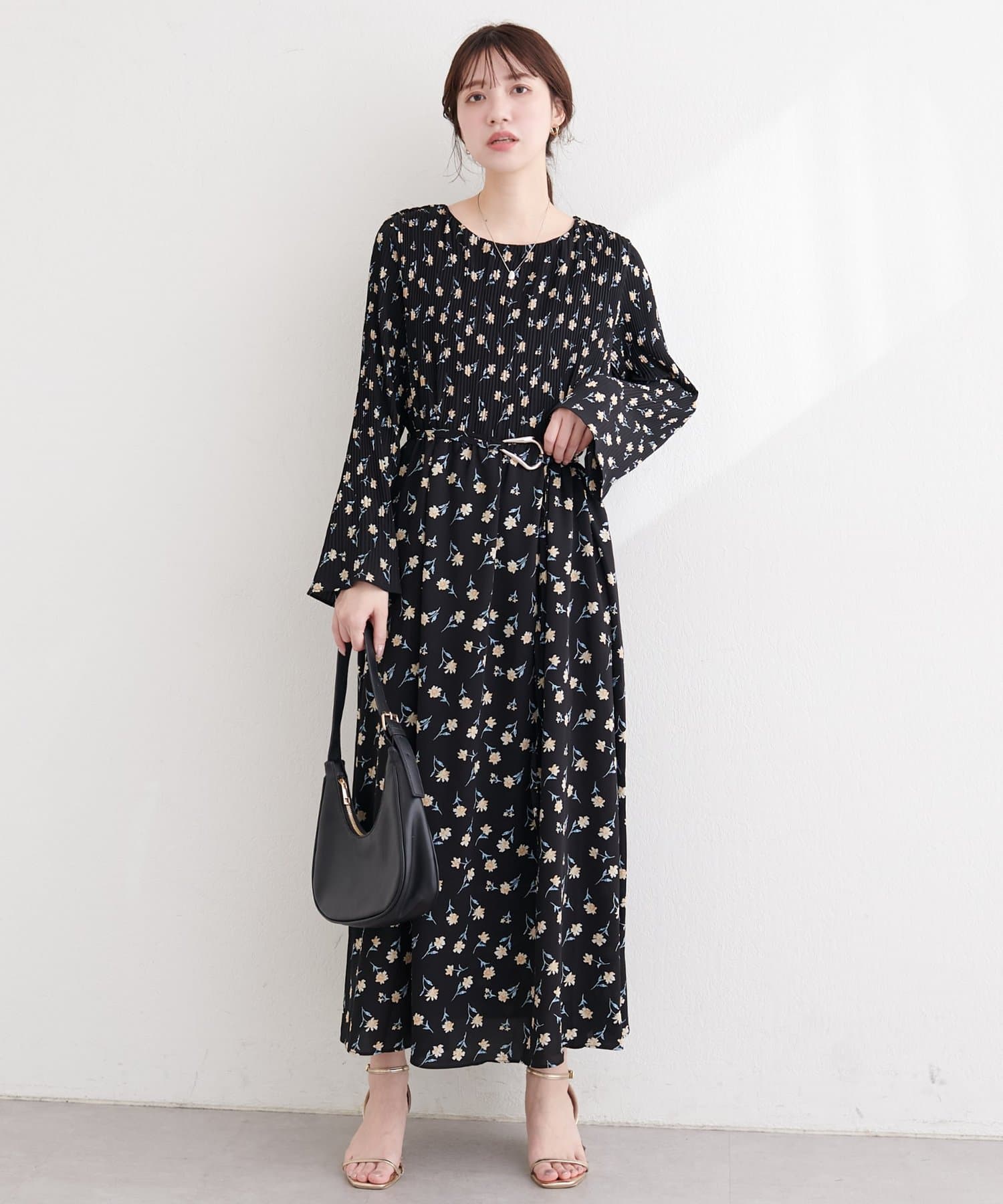 natural couture(ナチュラルクチュール) 〈osono〉ベルト付きプリーツワンピース