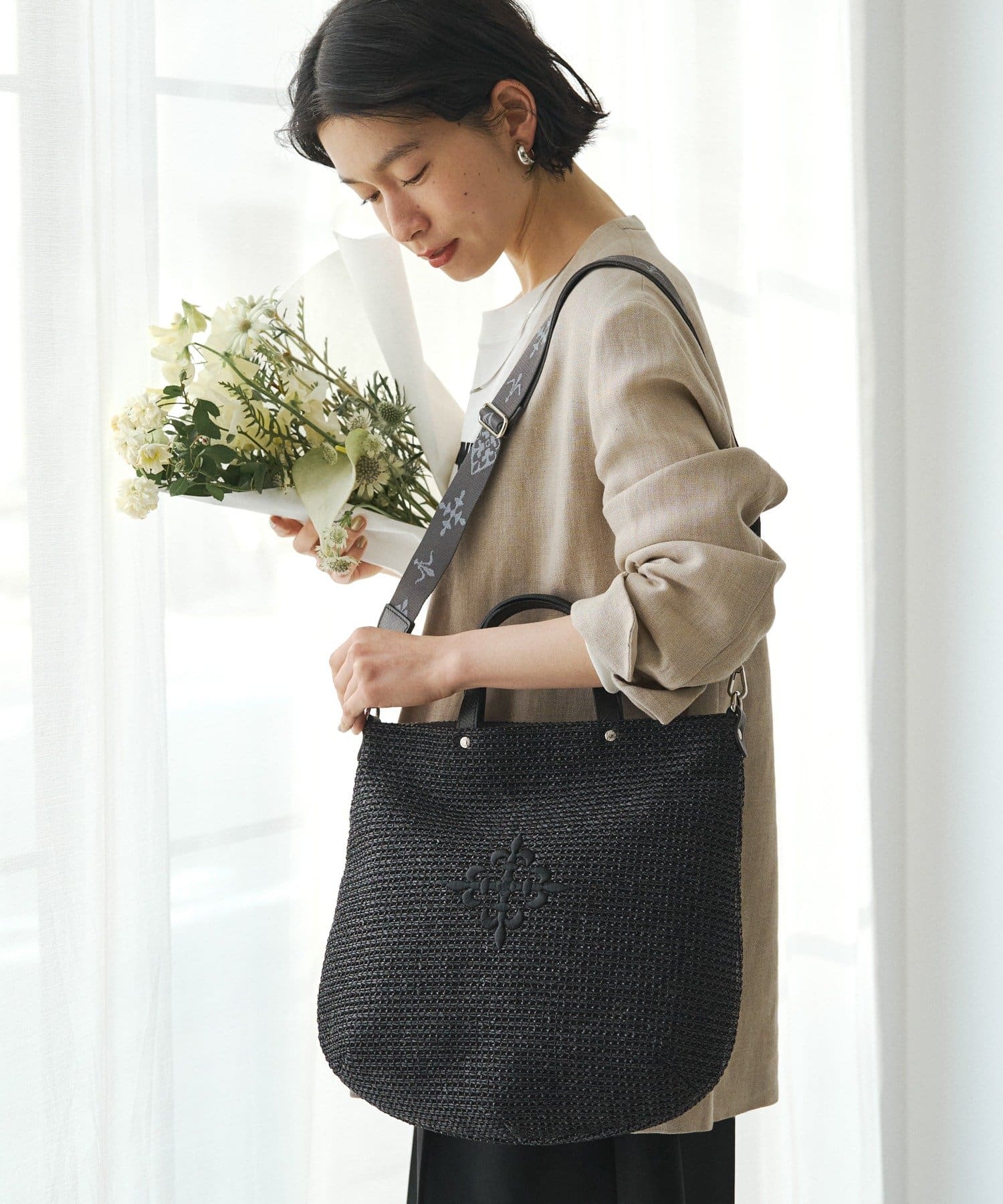 russet(ラシット) ［お気に入り総選挙対象］《WEB限定》スリム2WAYトートバッグ <ナイロンラフィア>