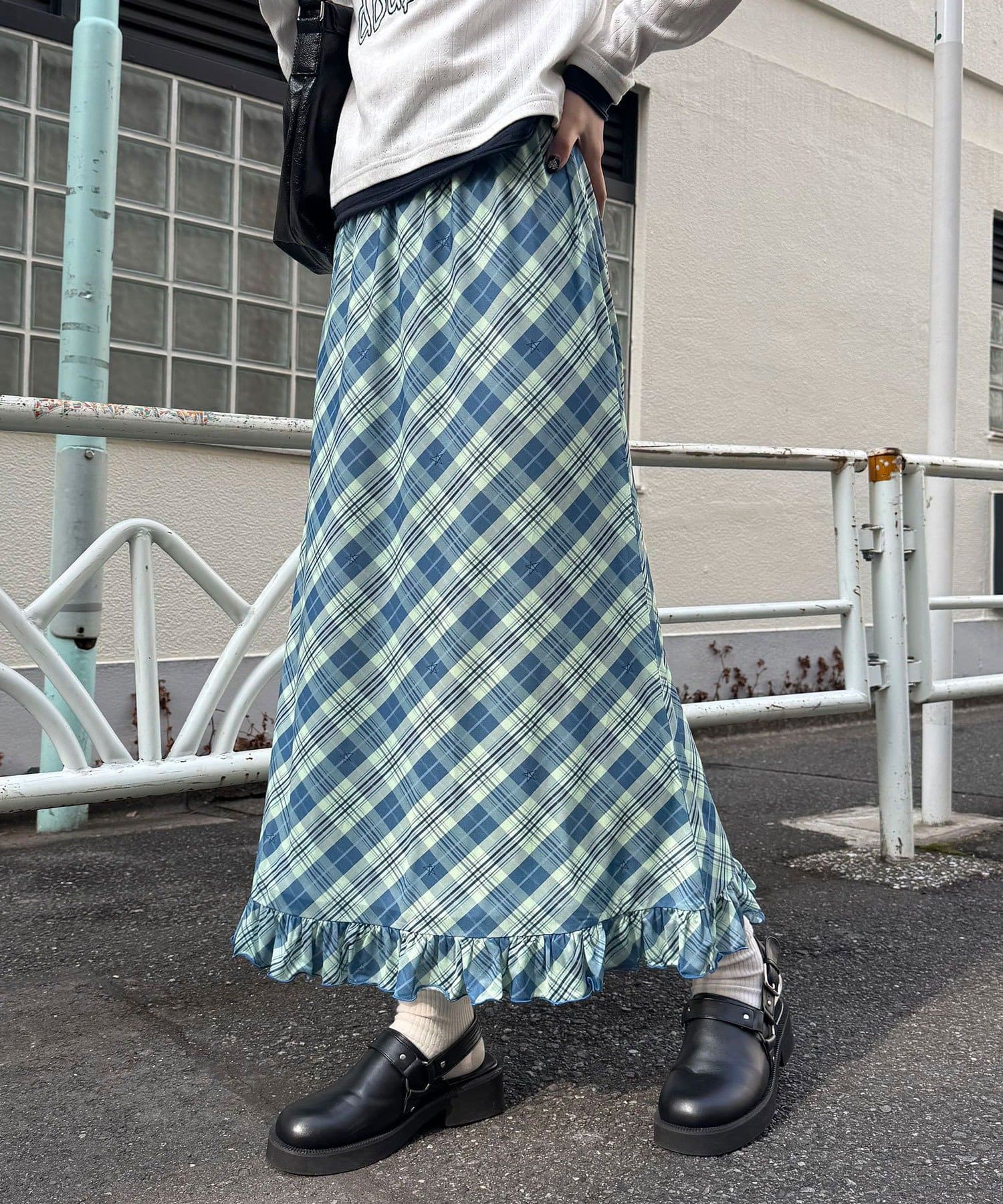 CIAOPANIC(チャオパニック) バイヤスチェックシアーIライン裾フリルスカート