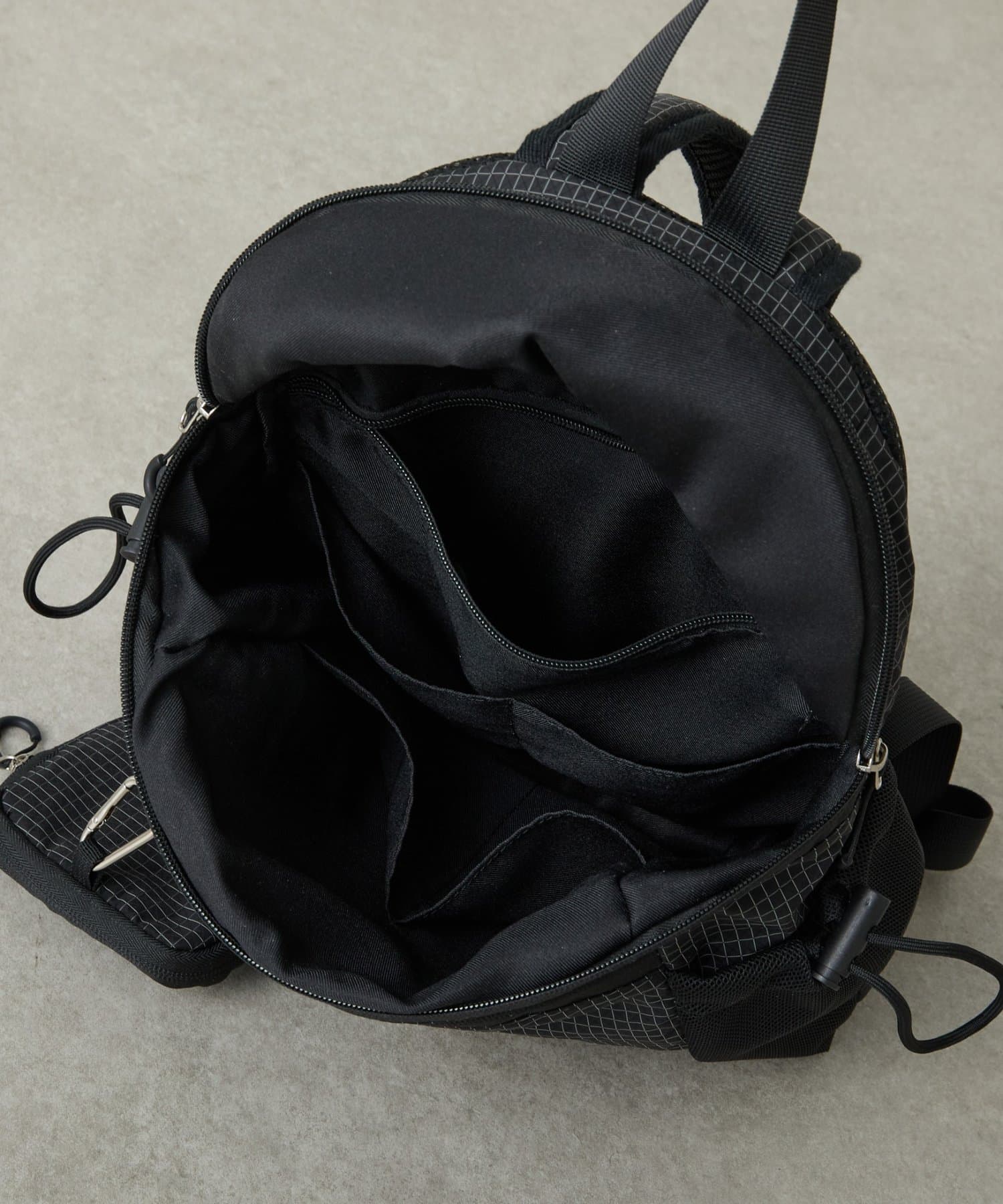 COLLAGE GALLARDAGALANTE(コラージュ ガリャルダガランテ) 【強撥水/軽量】強撥水10ポケットバックパック