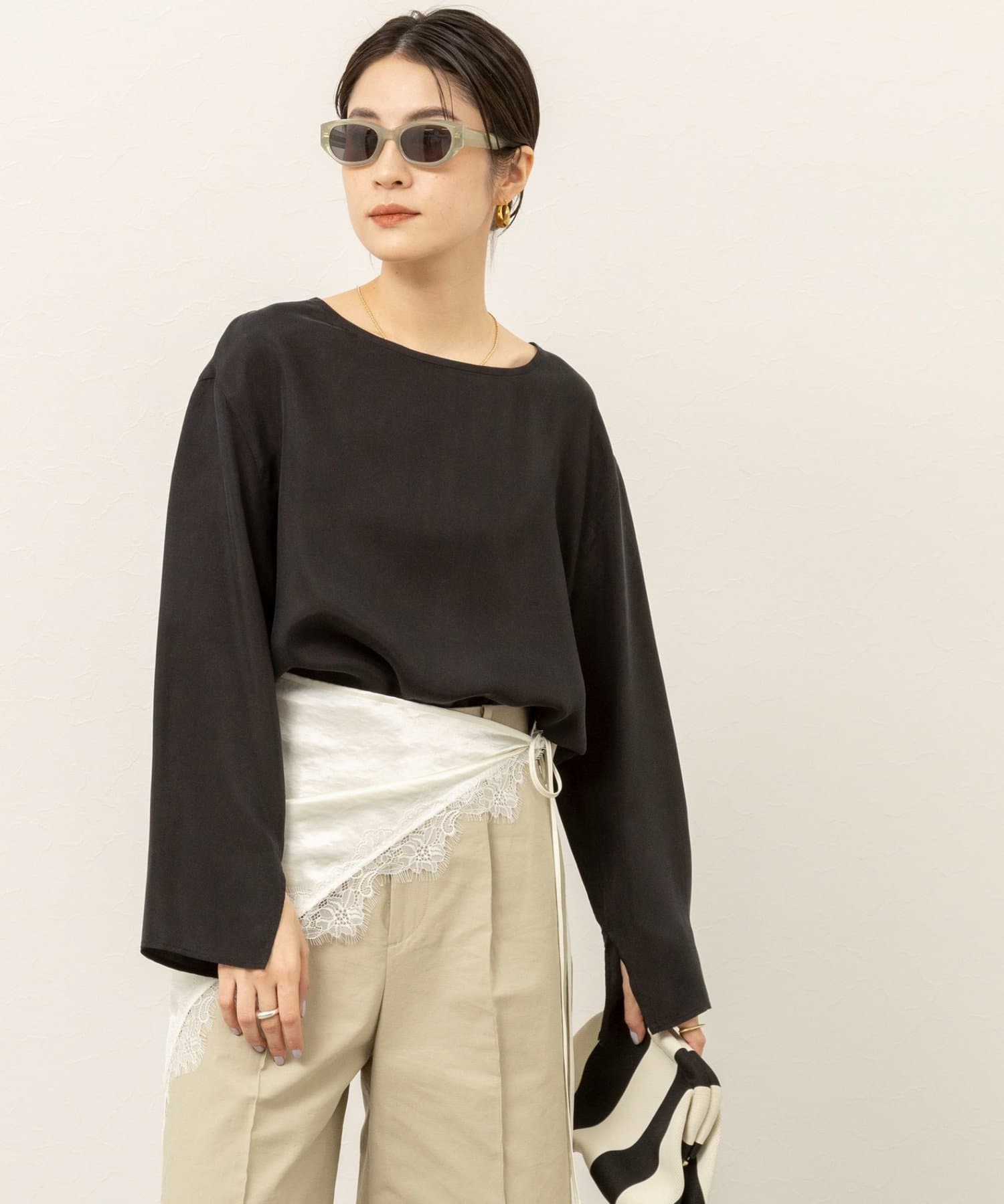 NOLLEY'S(ノーリーズ) 《セットアップ対応》【MAQWEL/マクウェル】ウォッシャブルサテンTブラウス