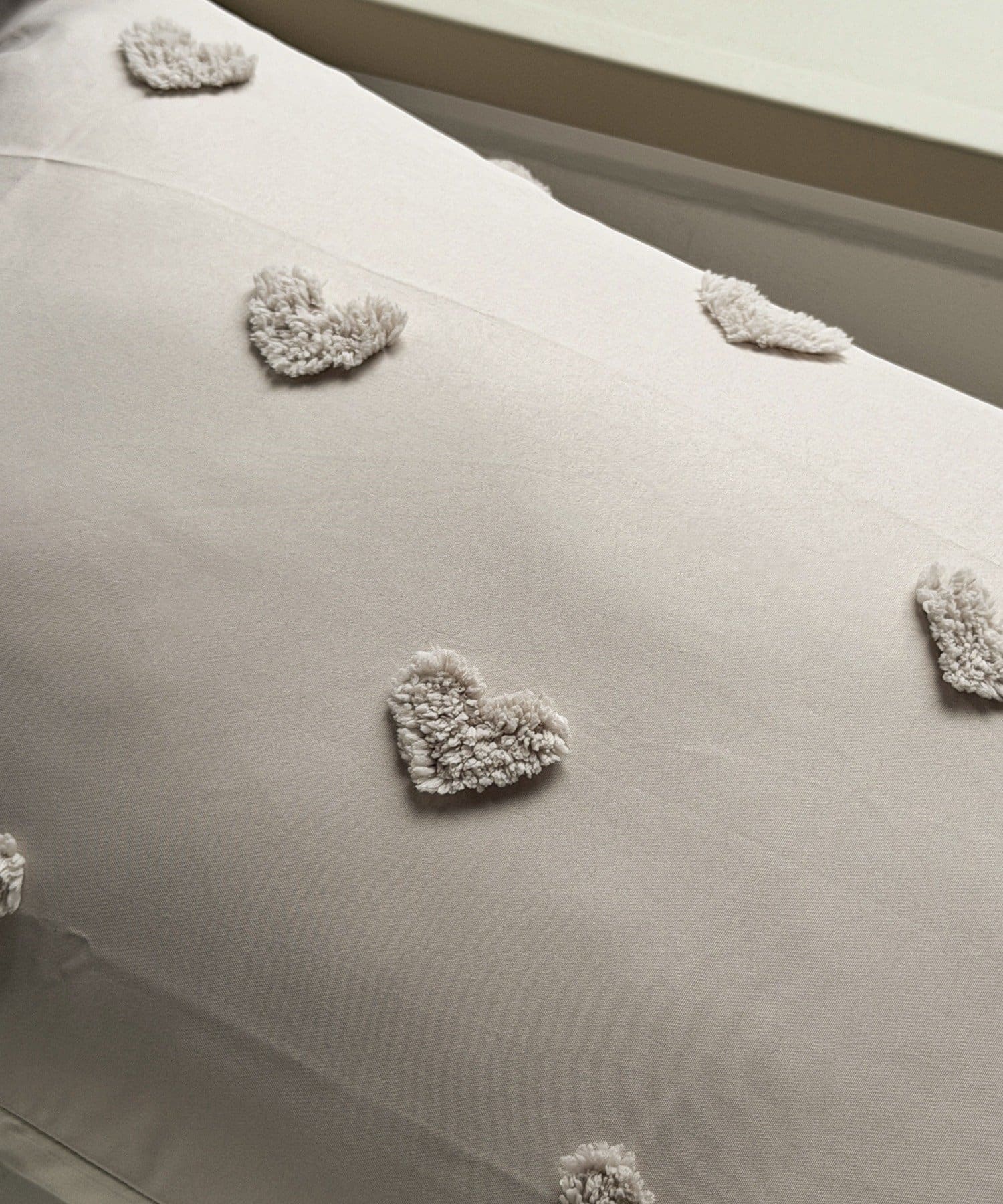 3COINS(スリーコインズ) ハートジャガード枕カバー：45×65cm