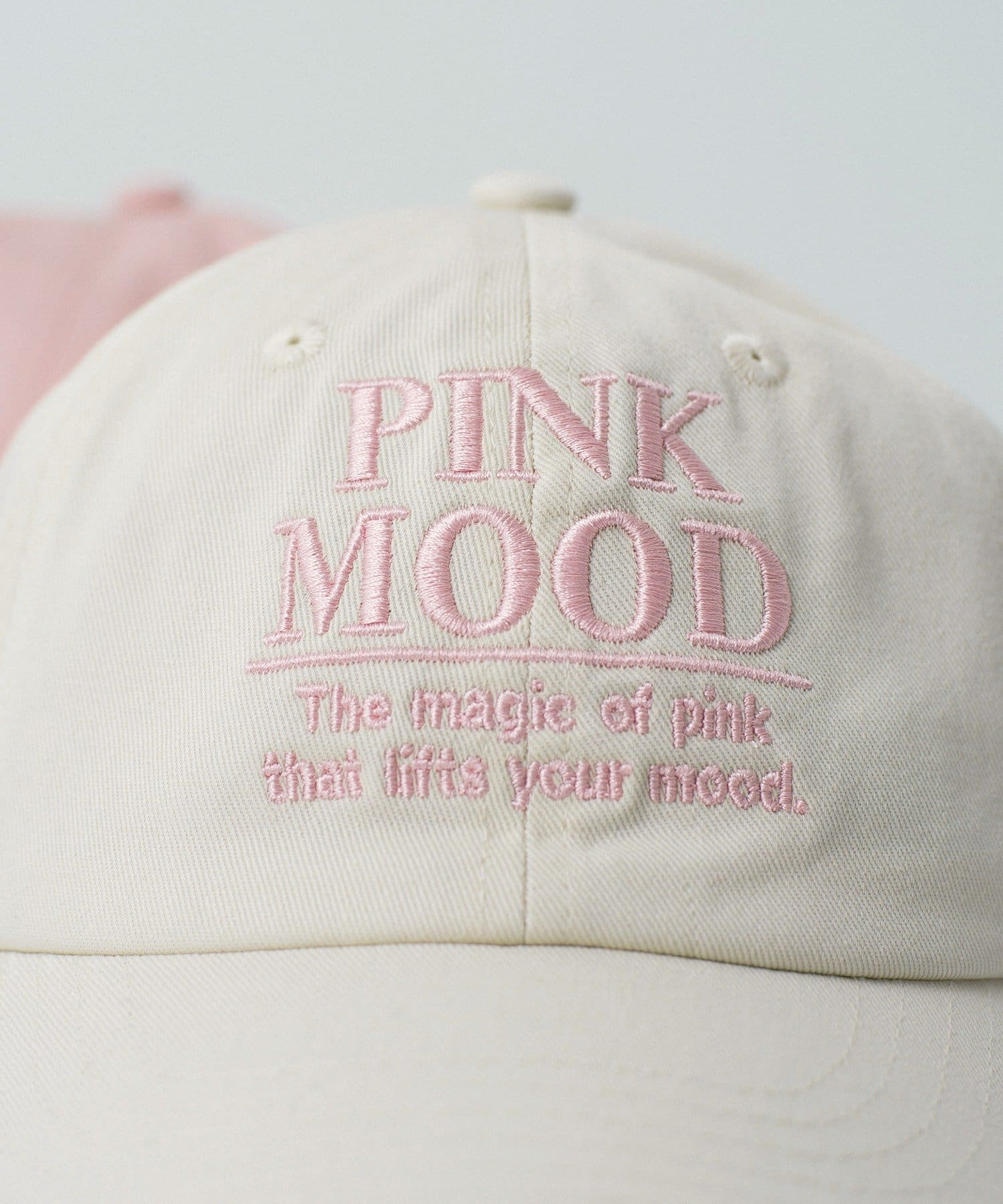 3COINS(スリーコインズ) 刺繍キャップ