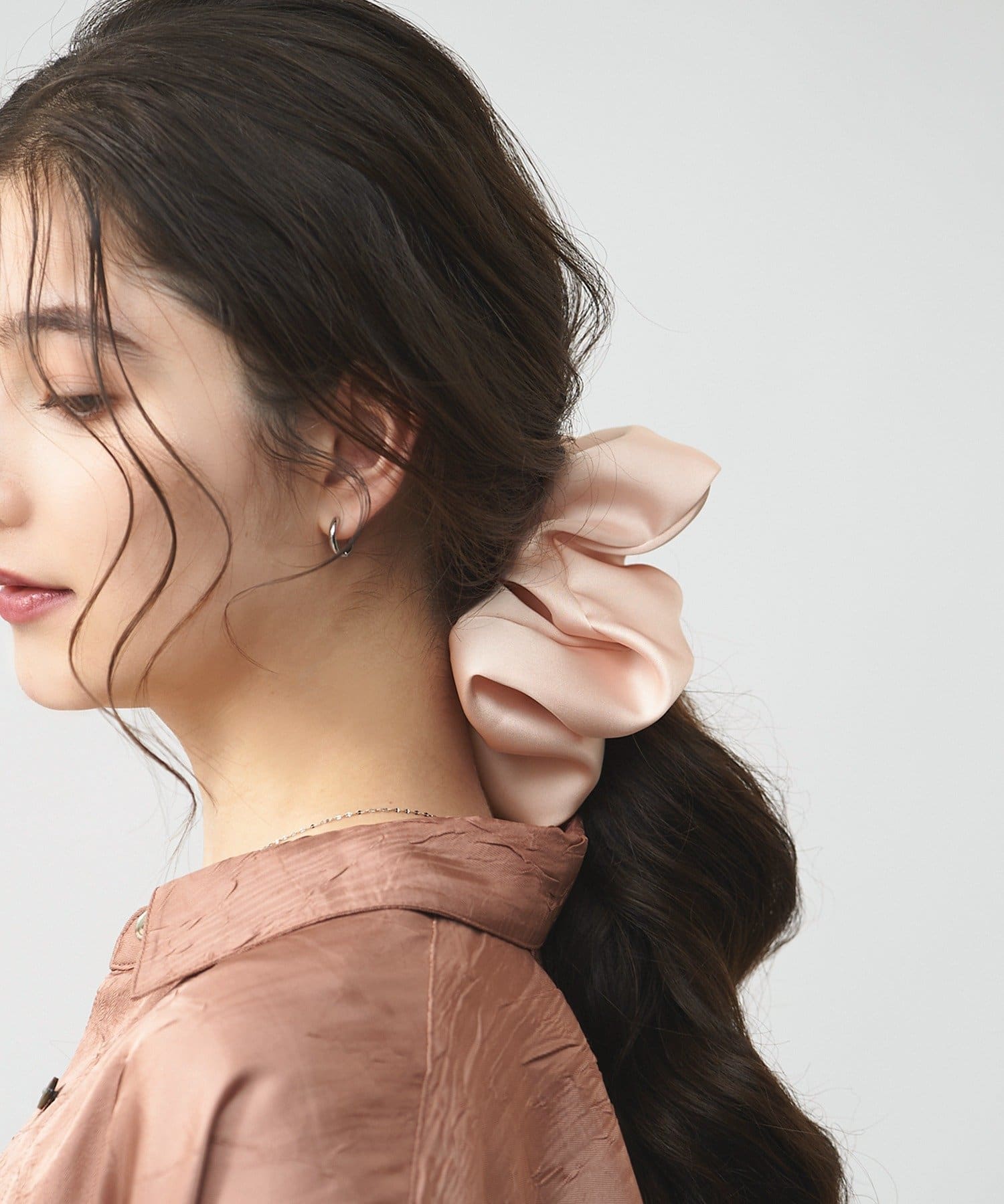 3COINS(スリーコインズ) サテンシュシュ