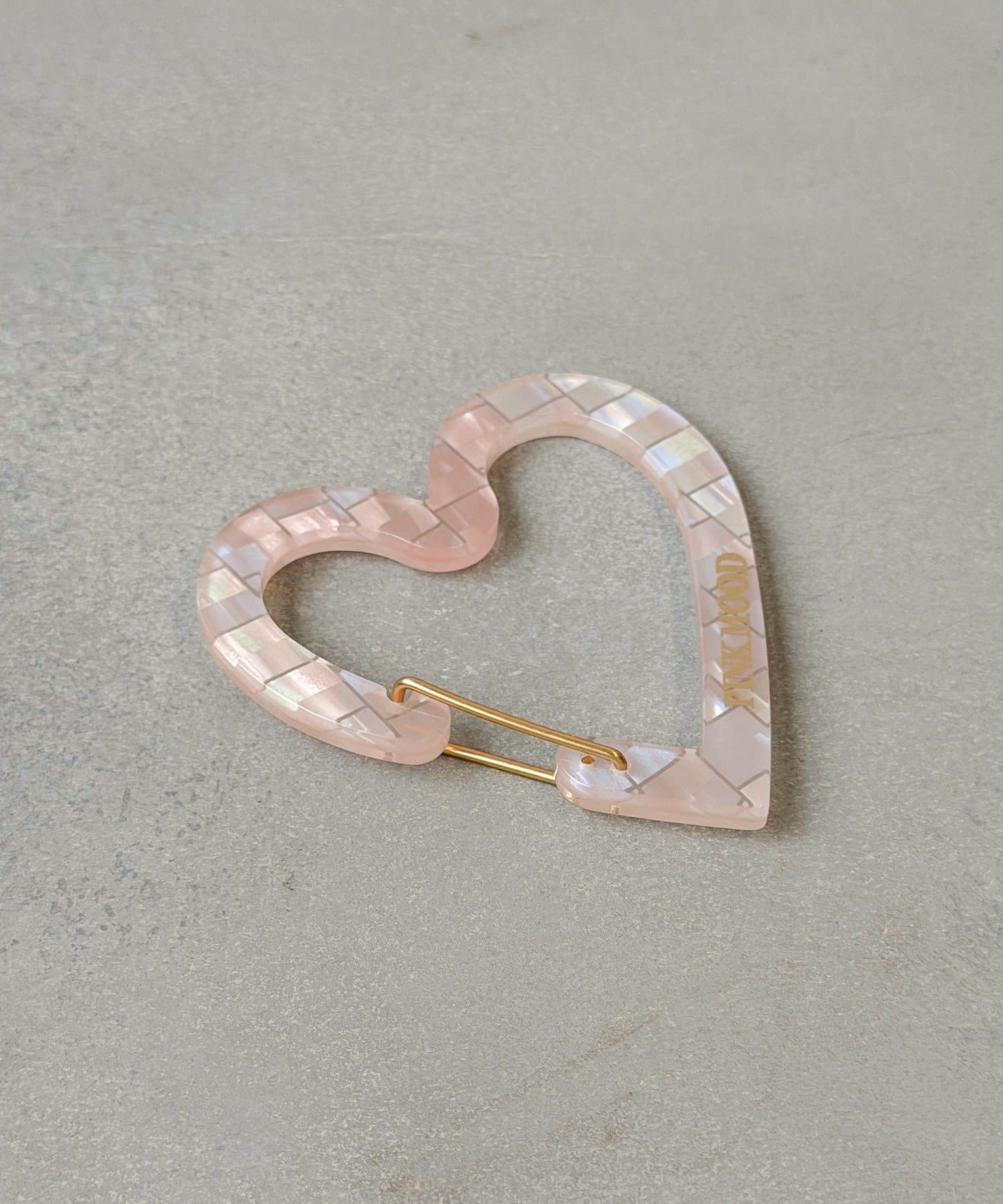 3COINS(スリーコインズ) ハートカラビナ