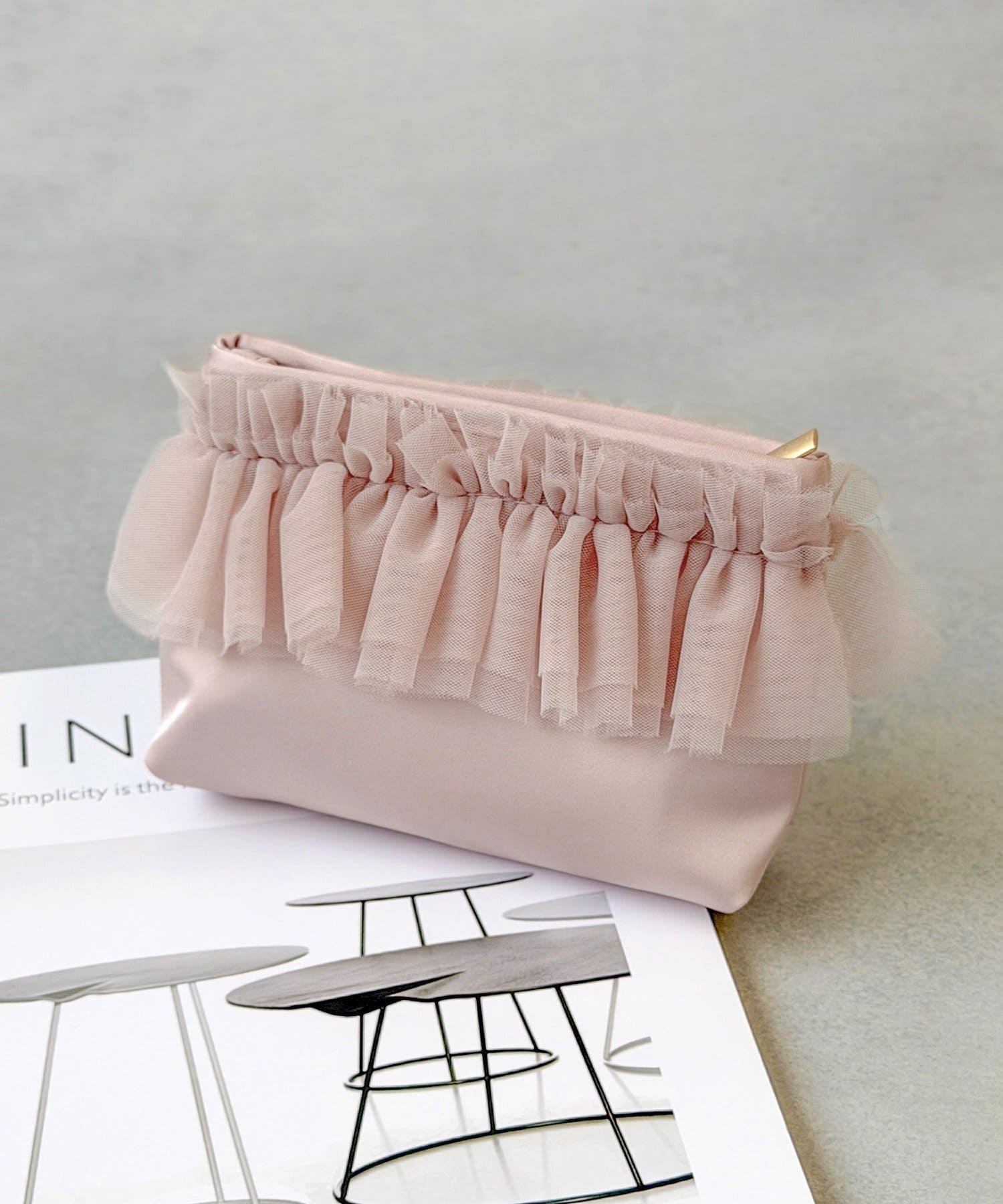 3COINS(スリーコインズ) チュールポーチ