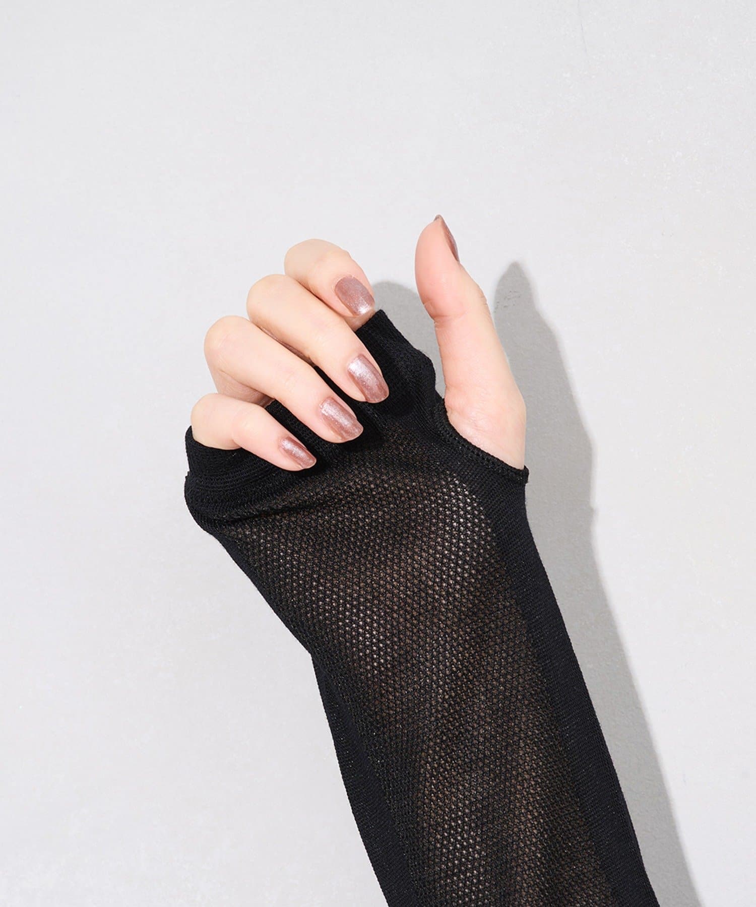 3COINS(スリーコインズ) UV吸熱冷感抗菌防臭アームカバー