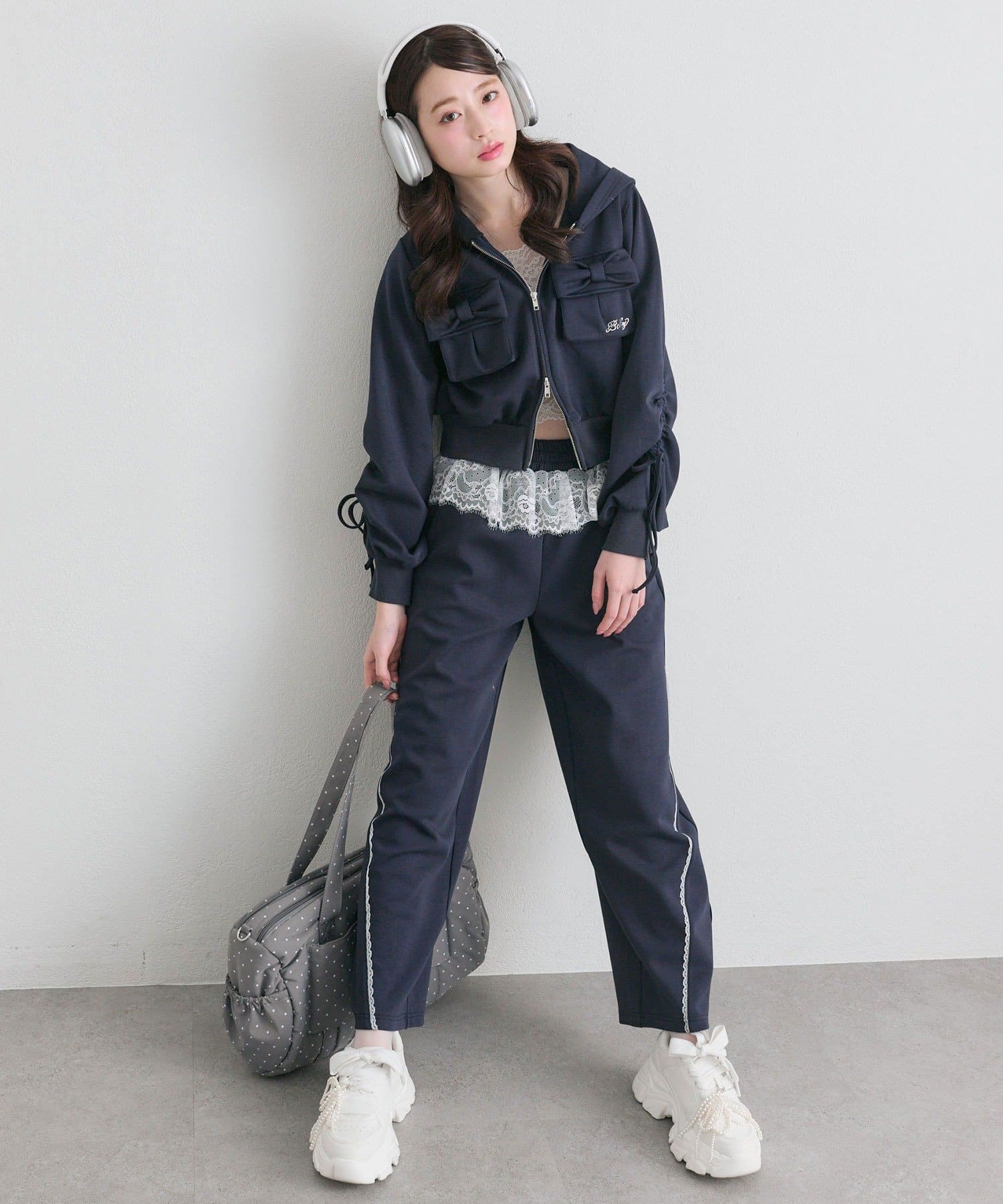 OLIVE des OLIVE(オリーブ デ オリーブ) ウエストフリルバレルレッグパンツ