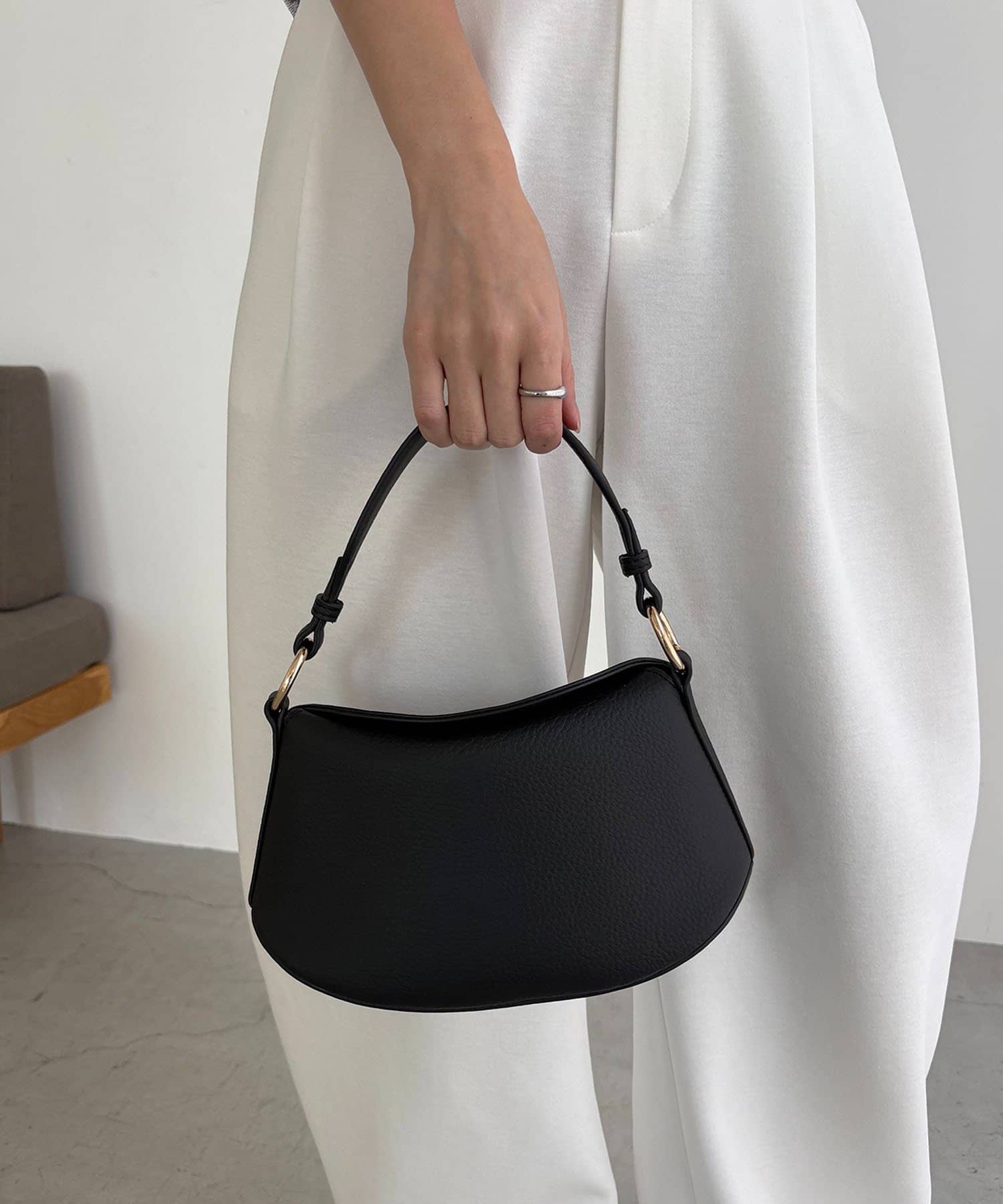 CAPRICIEUX LE'MAGE(カプリシュレマージュ) ソフトカーブバッグ