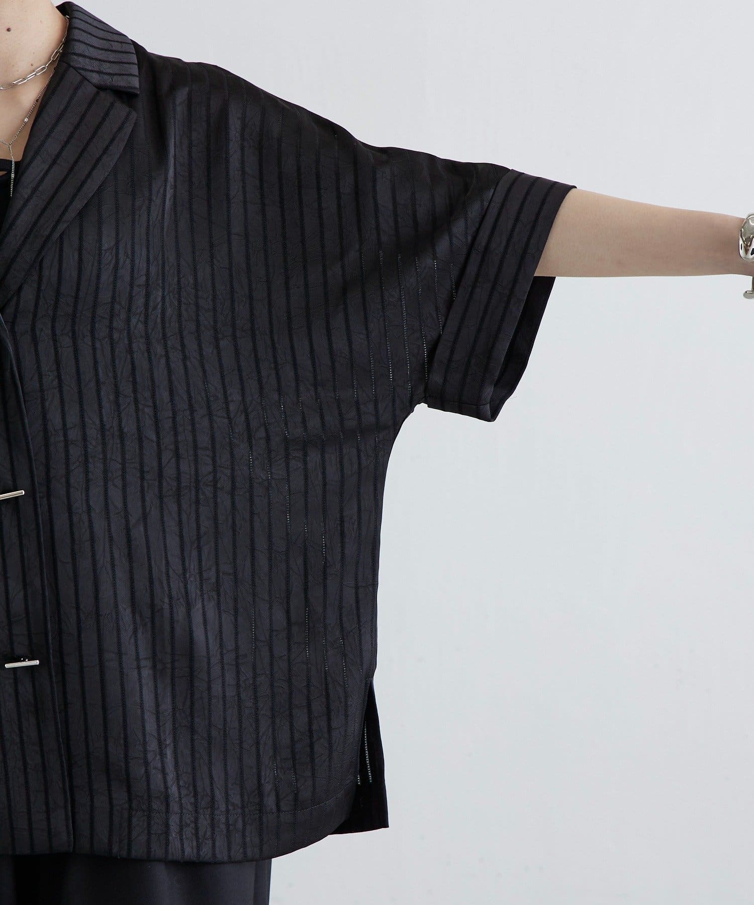 Lui's(ルイス) レースサテン開襟シャツ