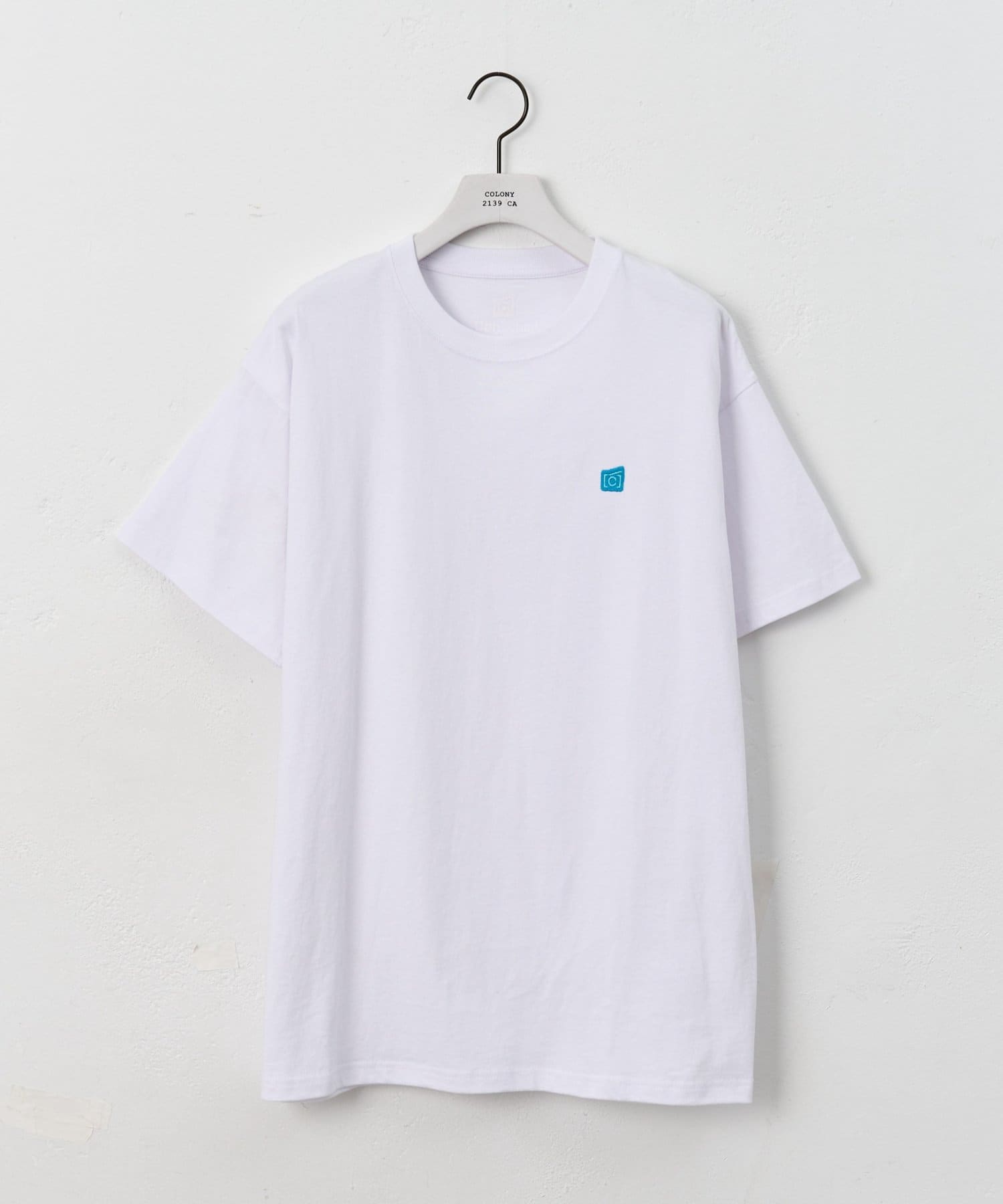 COLONY 2139(コロニー トゥーワンスリーナイン) 【ConVenir】ワンポイント刺繍TEE