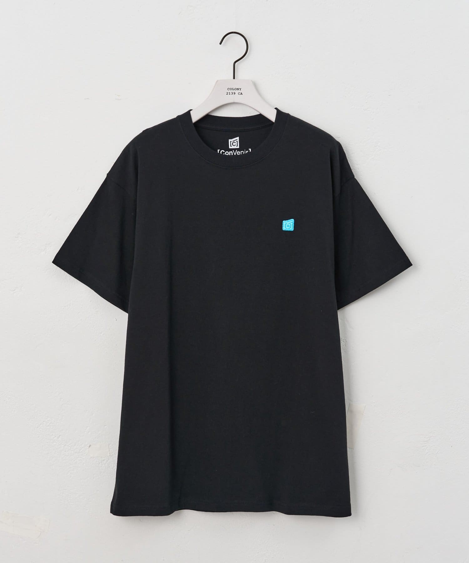 COLONY 2139(コロニー トゥーワンスリーナイン) 【ConVenir】ワンポイント刺繍TEE
