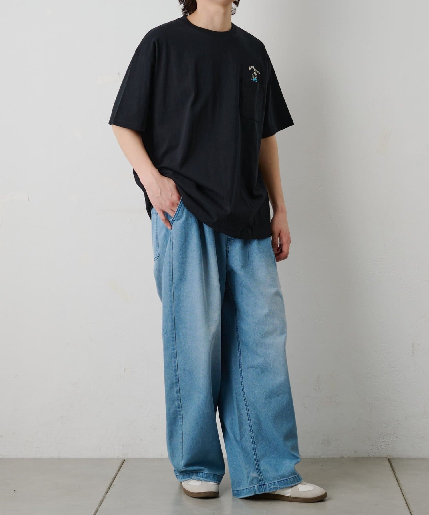 COLONY 2139(コロニー トゥーワンスリーナイン) 【ConVenir】キャラクターポケットTEE