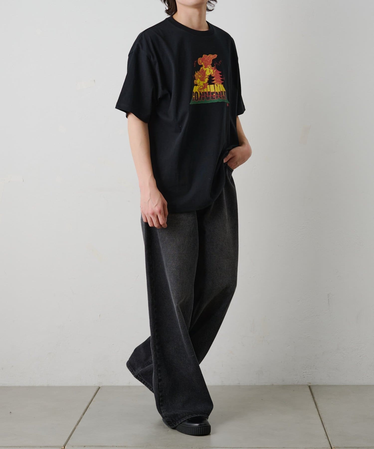 COLONY 2139(コロニー トゥーワンスリーナイン) 【ConVenir】唐獅子プリントTEE