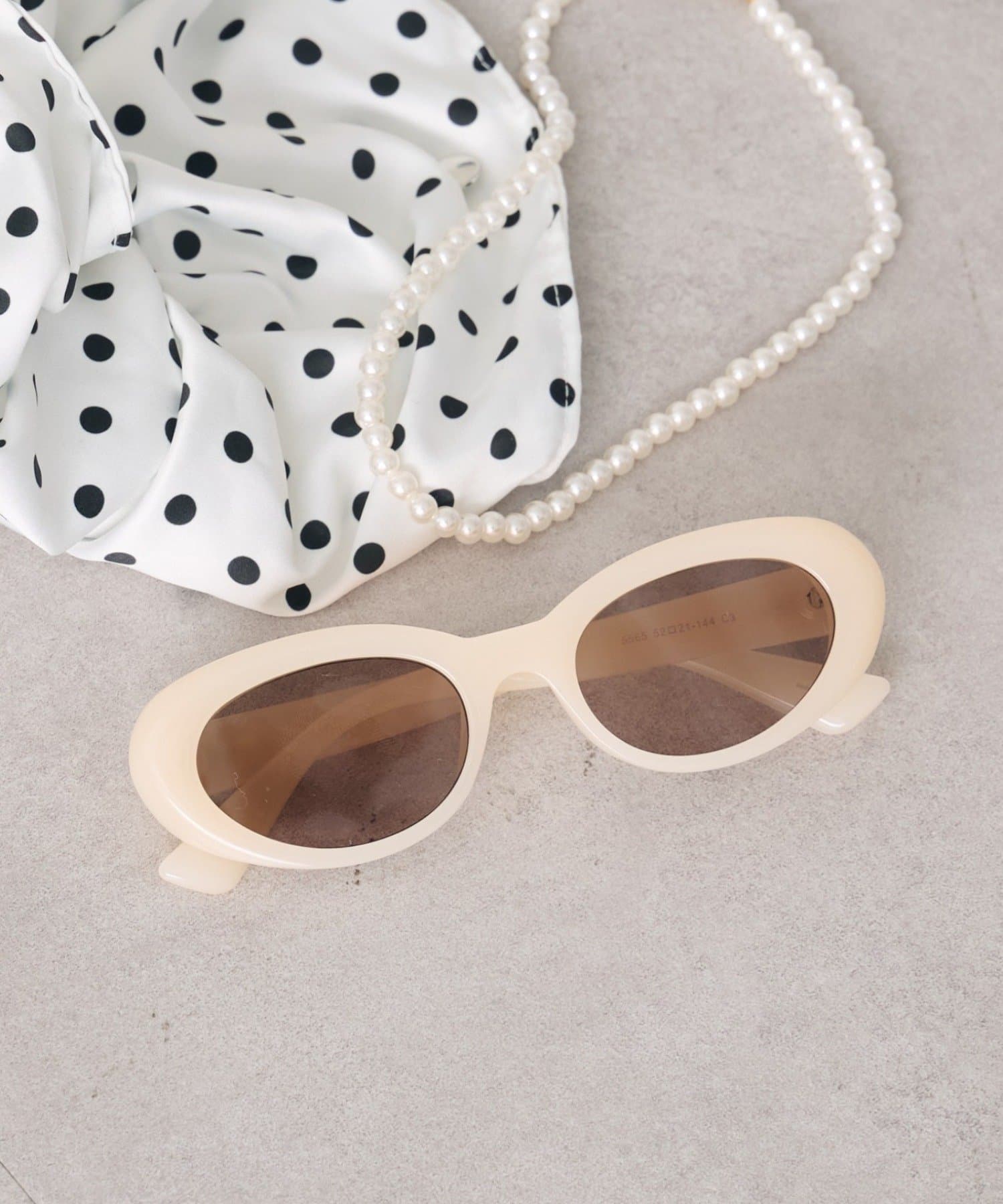 mystic(ミスティック) カラーキャットアイサングラス