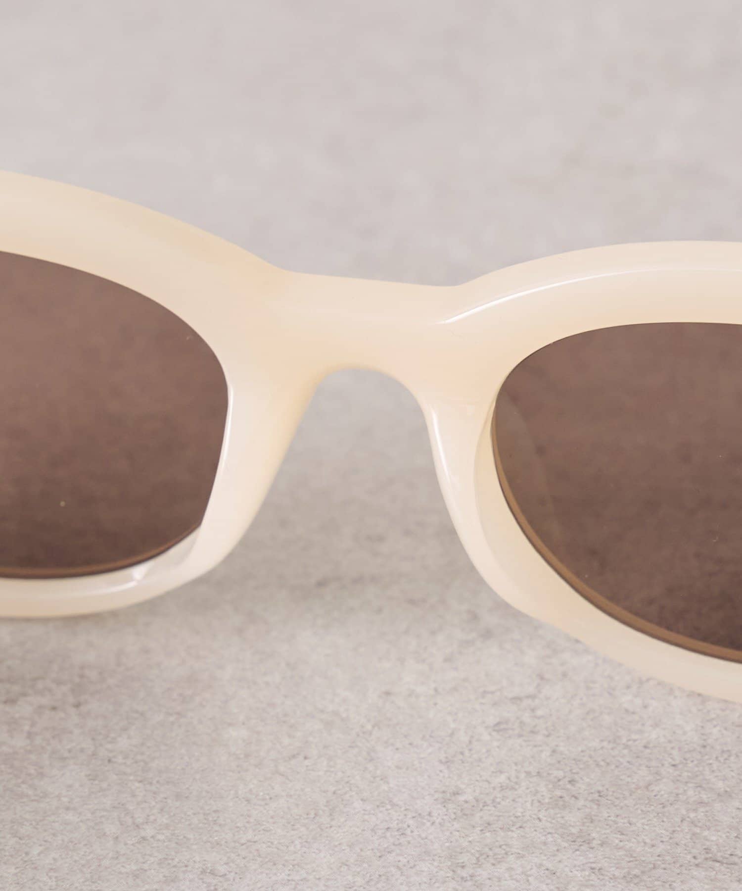 mystic(ミスティック) カラーキャットアイサングラス