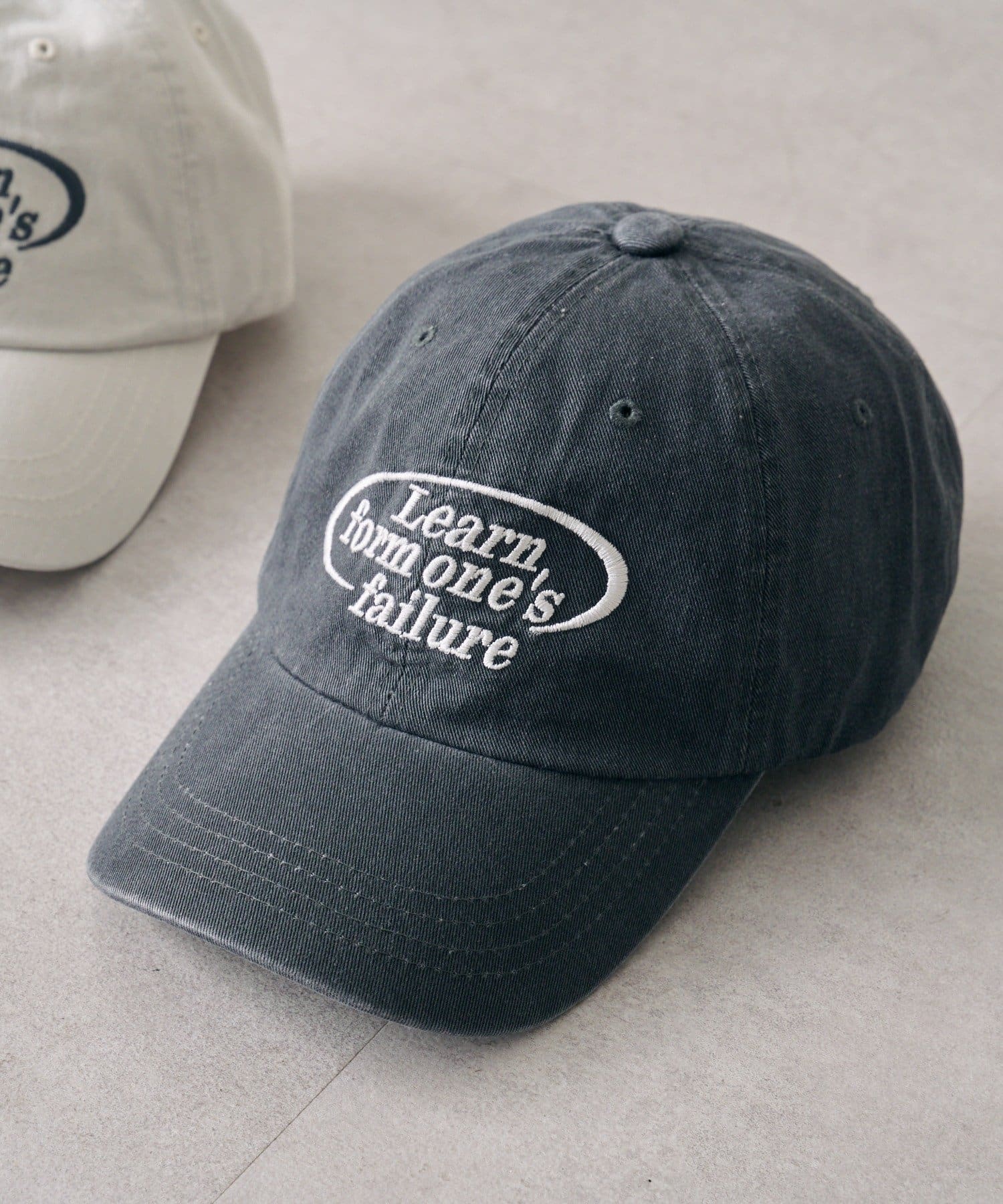 mystic(ミスティック) サークルロゴ刺繍キャップ