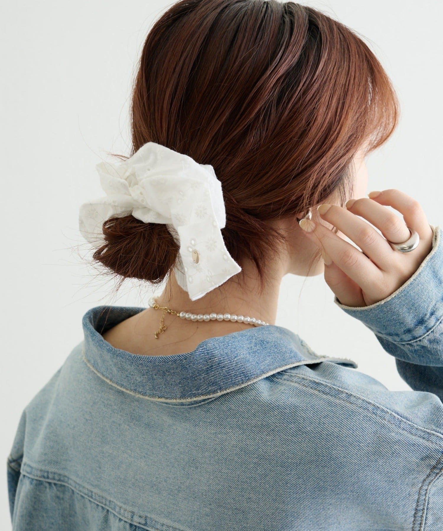 mystic(ミスティック) チャーム付きフラワーシュシュ