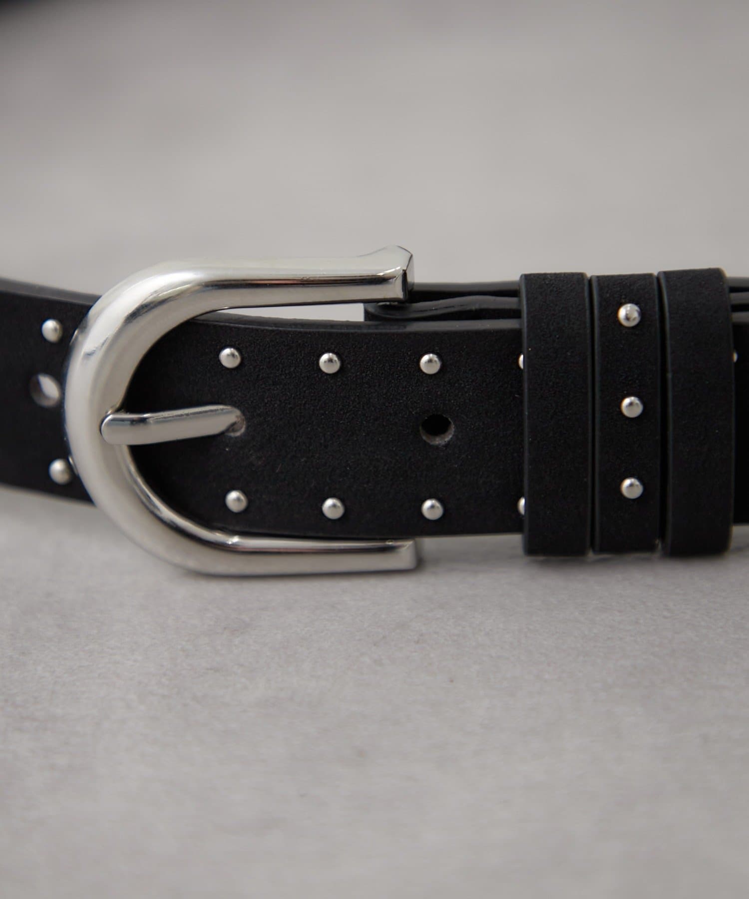 mystic(ミスティック) ラインスタッズベルト