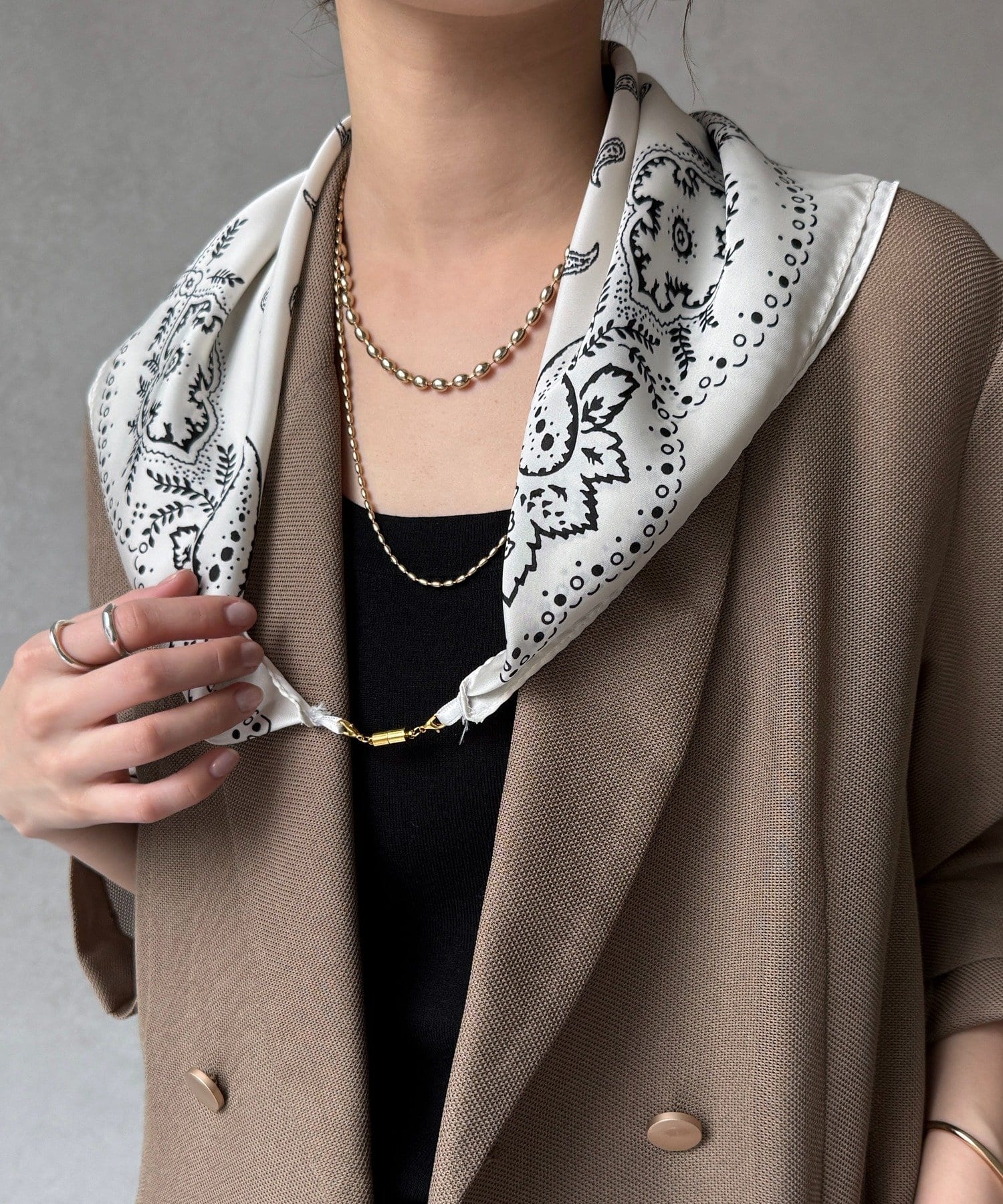 DOUDOU(ドゥドゥ) マグネット付ペイズリー柄スカーフ