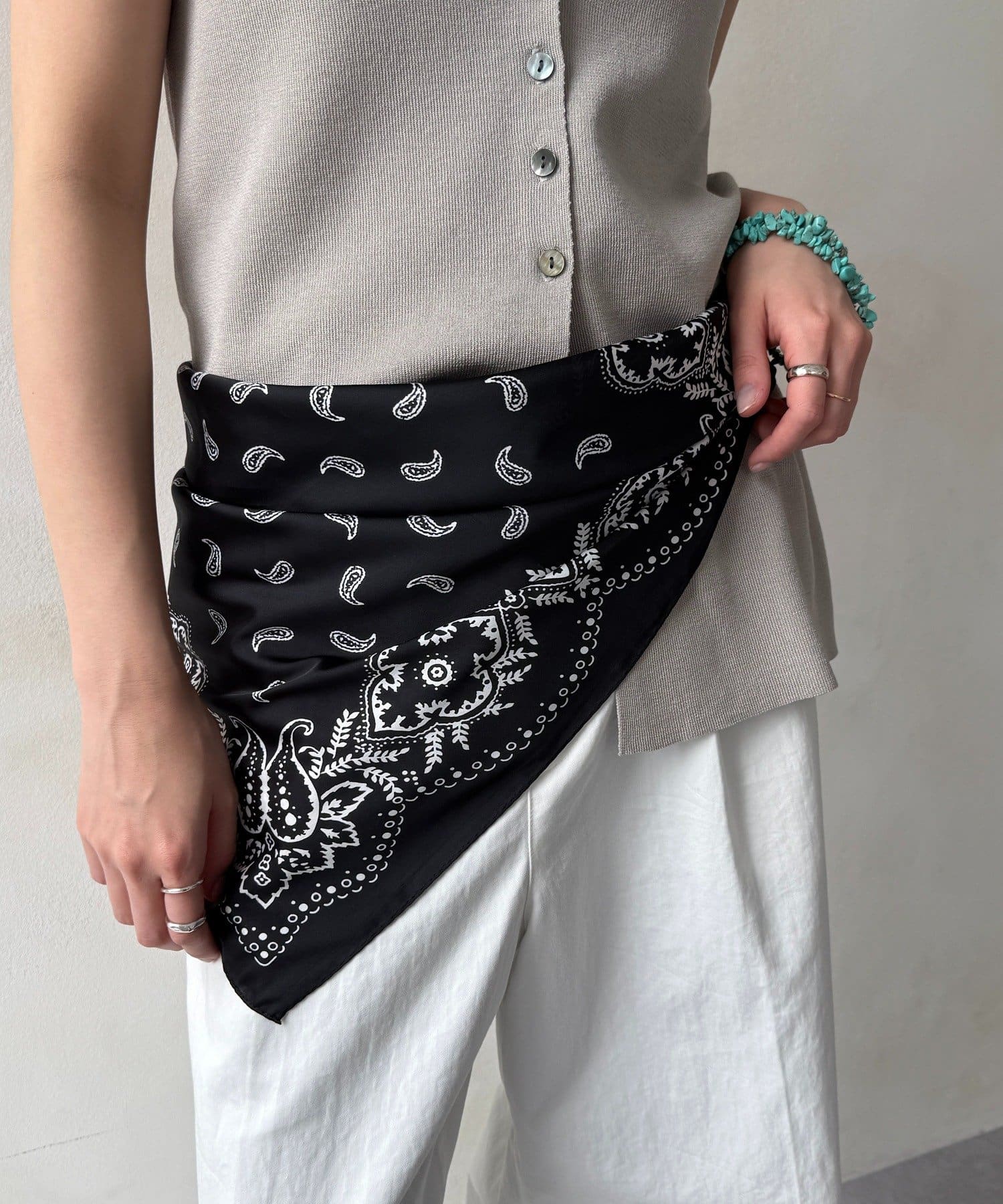 DOUDOU(ドゥドゥ) マグネット付ペイズリー柄スカーフ