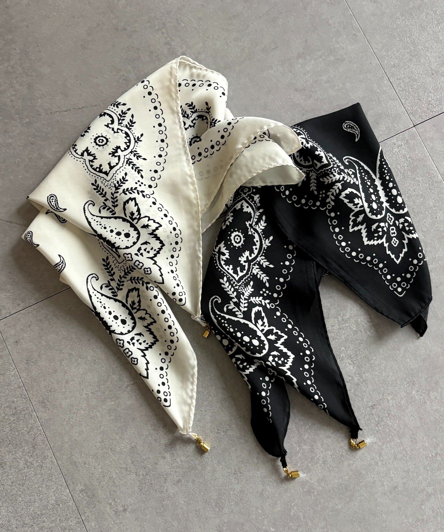 DOUDOU(ドゥドゥ) マグネット付ペイズリー柄スカーフ