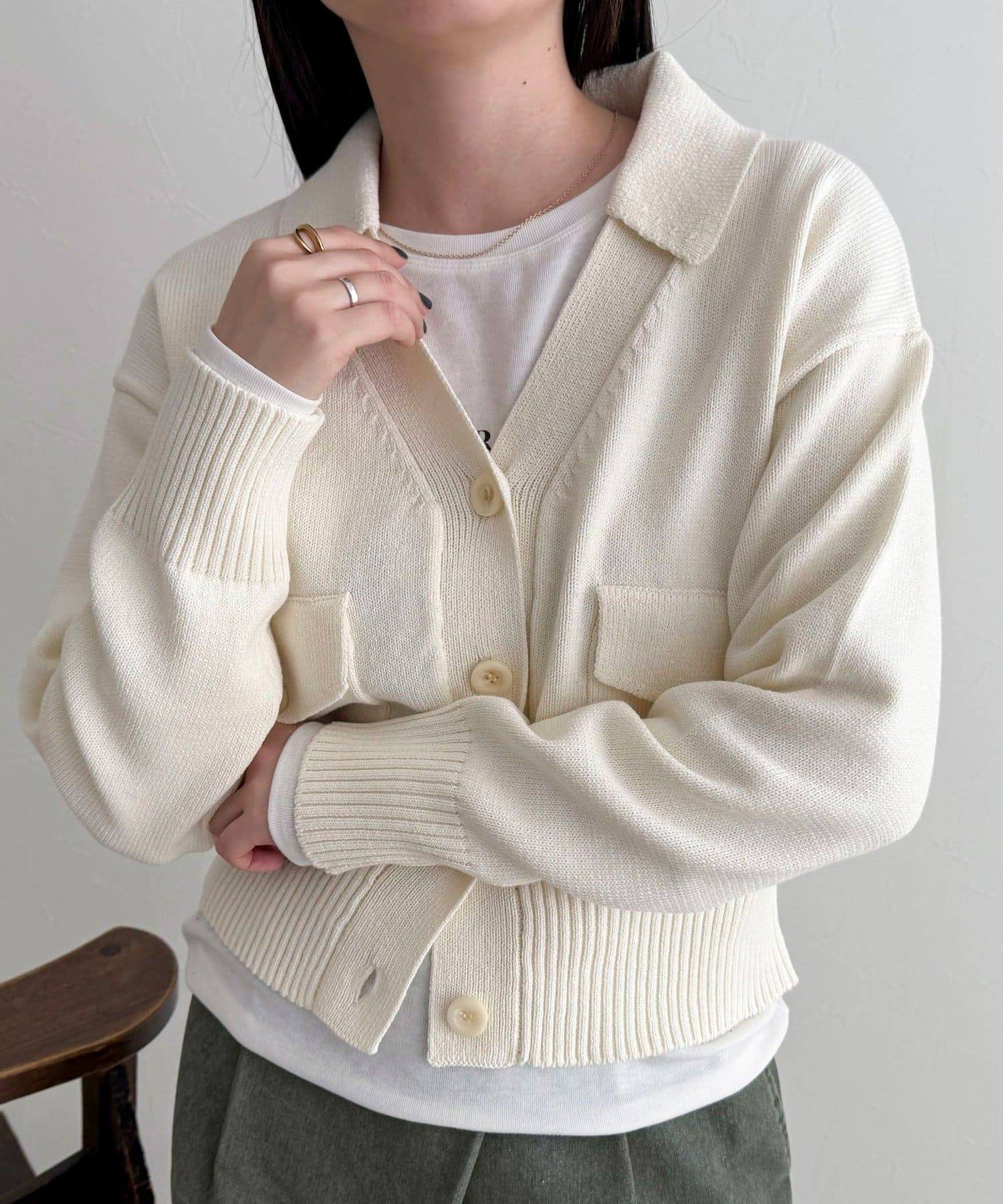 FREDY & GLOSTER(フレディ アンド グロスター) コツトン衿付きVネックカーディガン