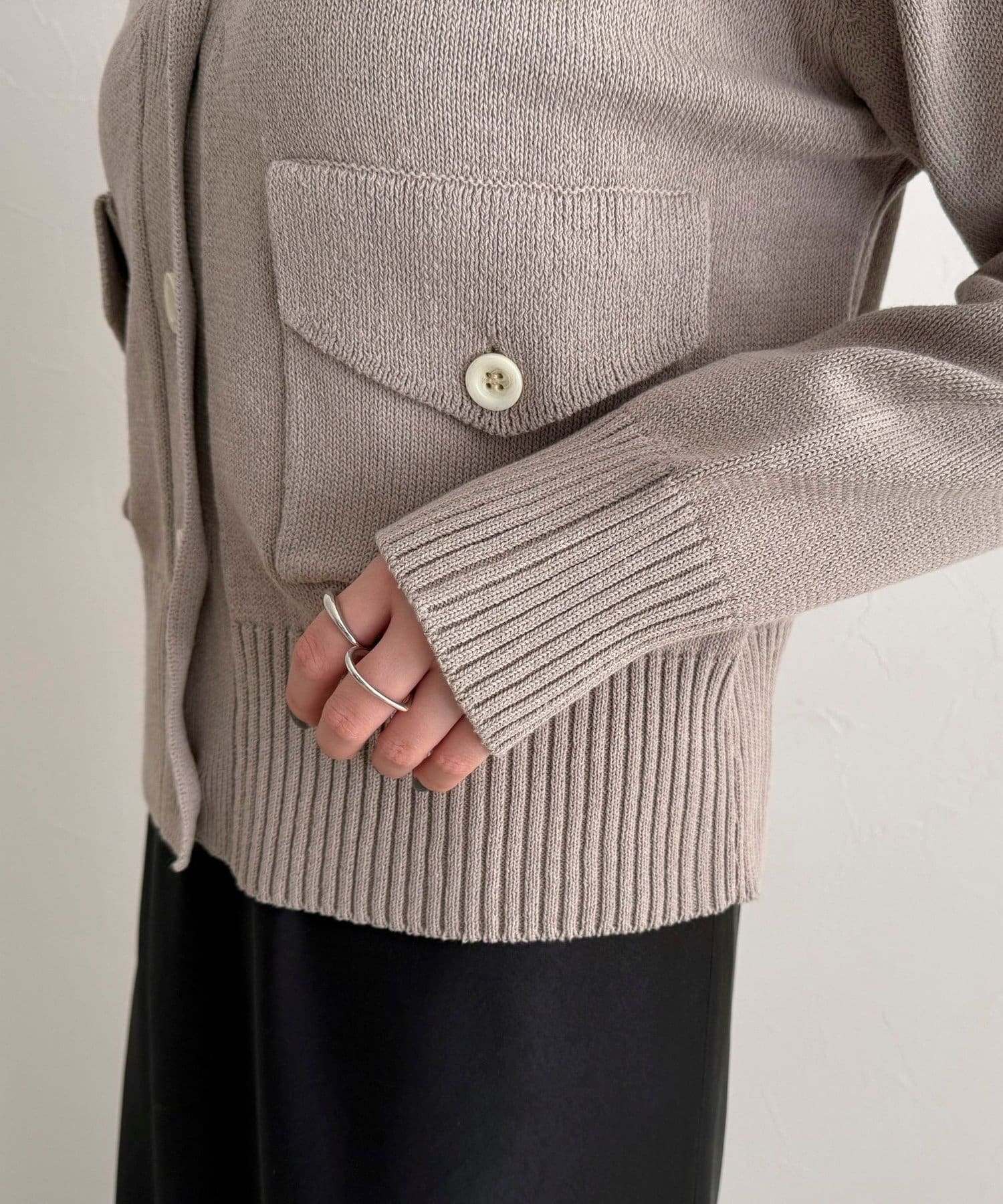 FREDY & GLOSTER(フレディ アンド グロスター) コツトン衿付きVネックカーディガン