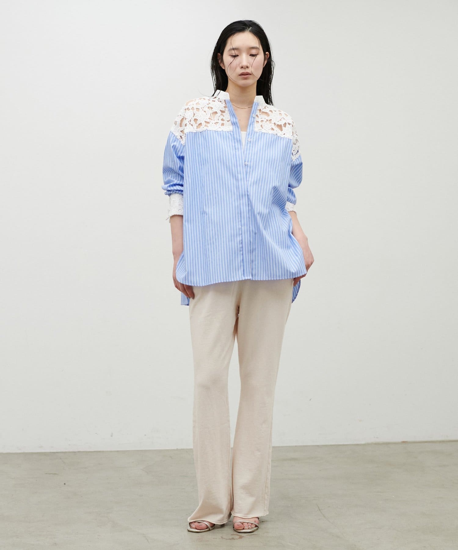 LARUTA(ラルータ) 裾フレアスエットパンツ