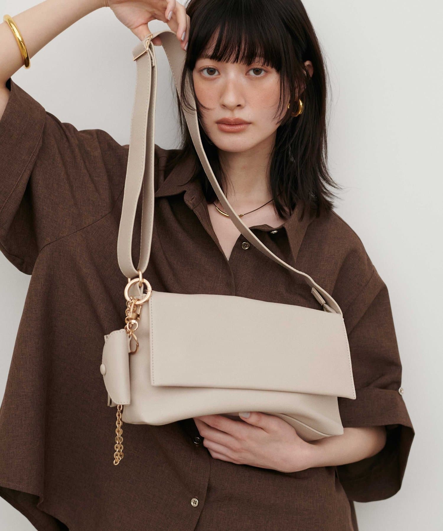 LARUTA(ラルータ) スクエアショルダーバッグ