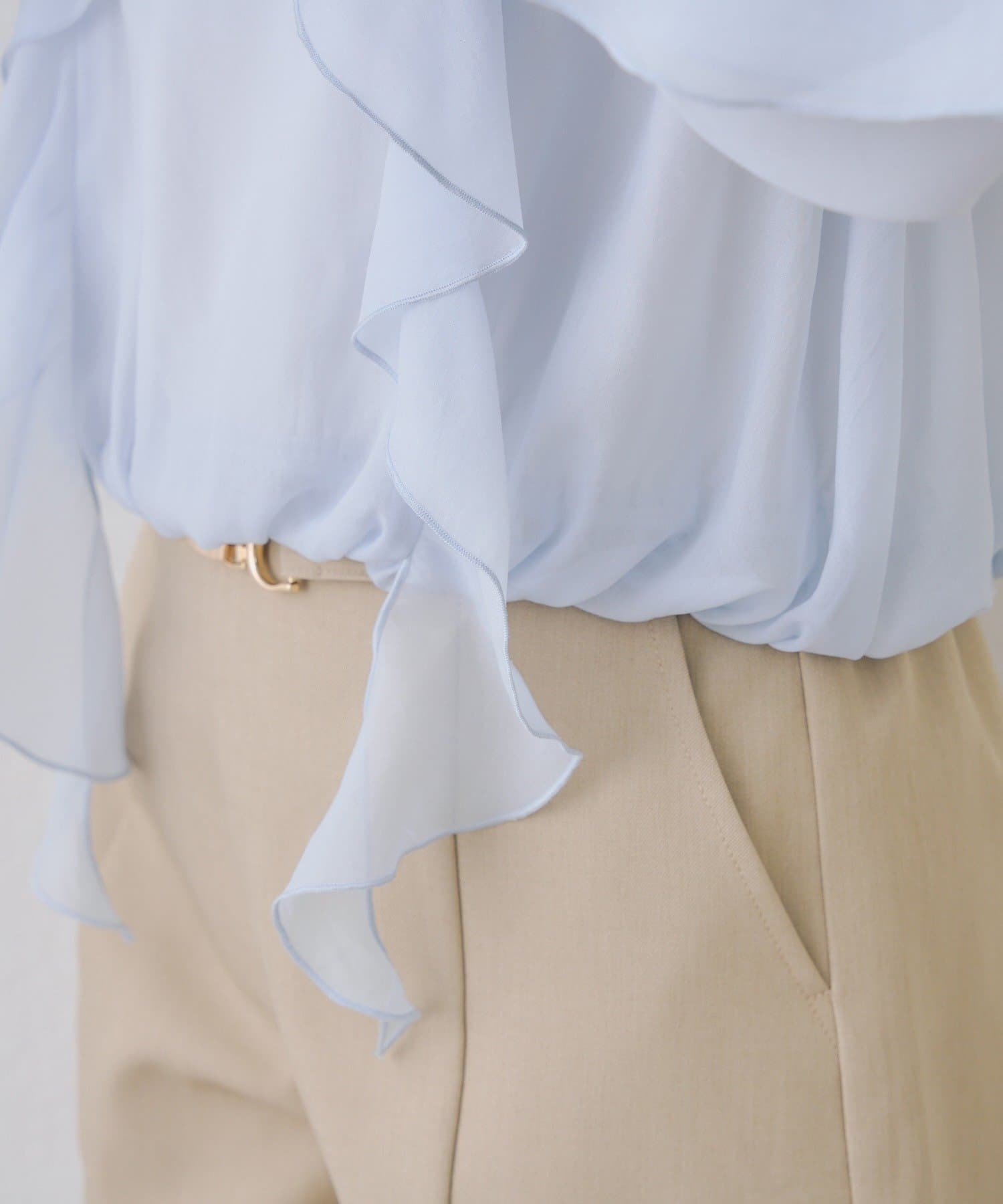 NICE CLAUP / OLIVE des OLIVE OUTLET(ナイスクラップ  / オリーブ デ オリーブ アウトレット) 【continuer】ラッフルフリフリブラウス