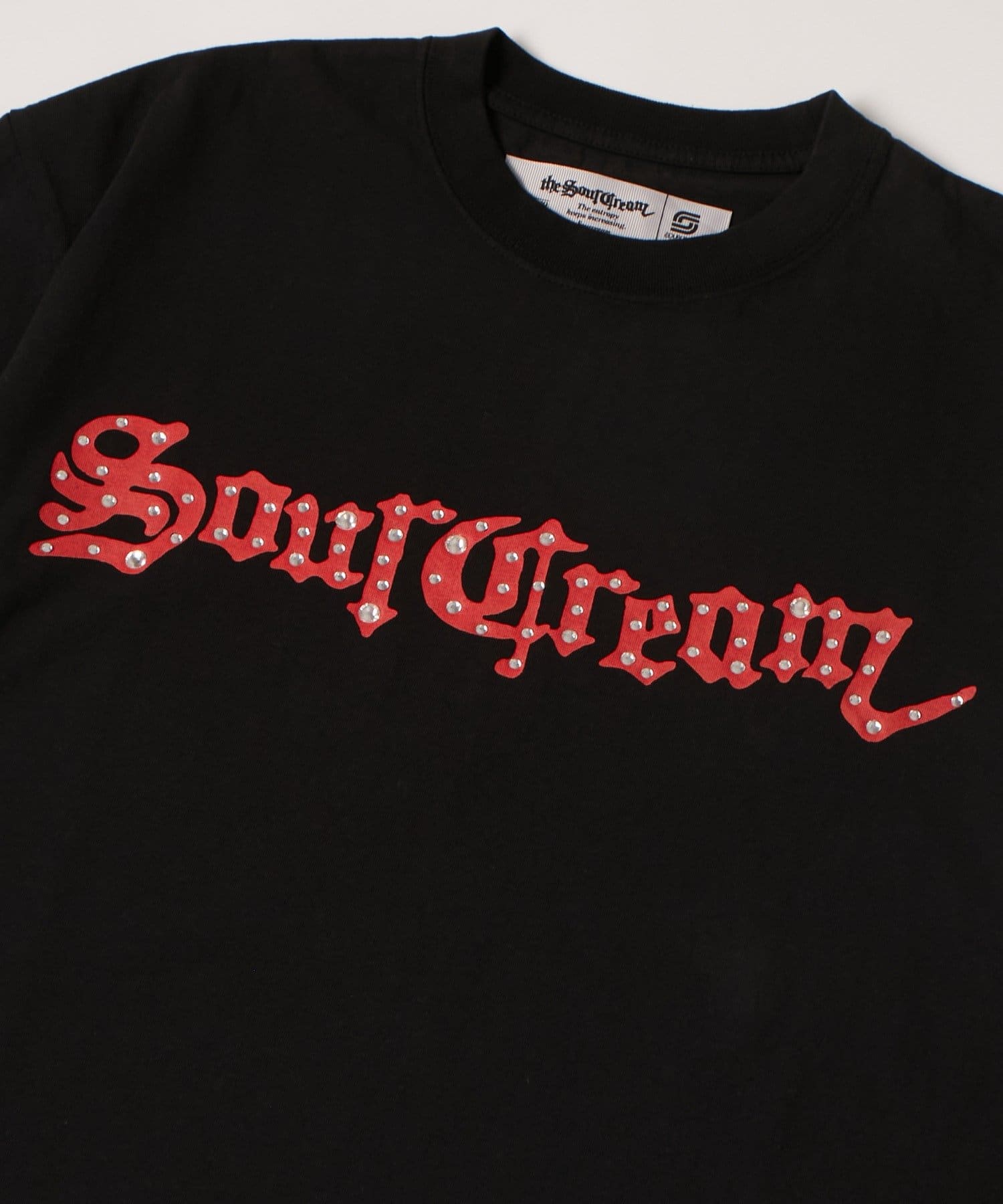 WHO’S WHO gallery(フーズフーギャラリー) 【Sourcream】ラインストーンTシャツ