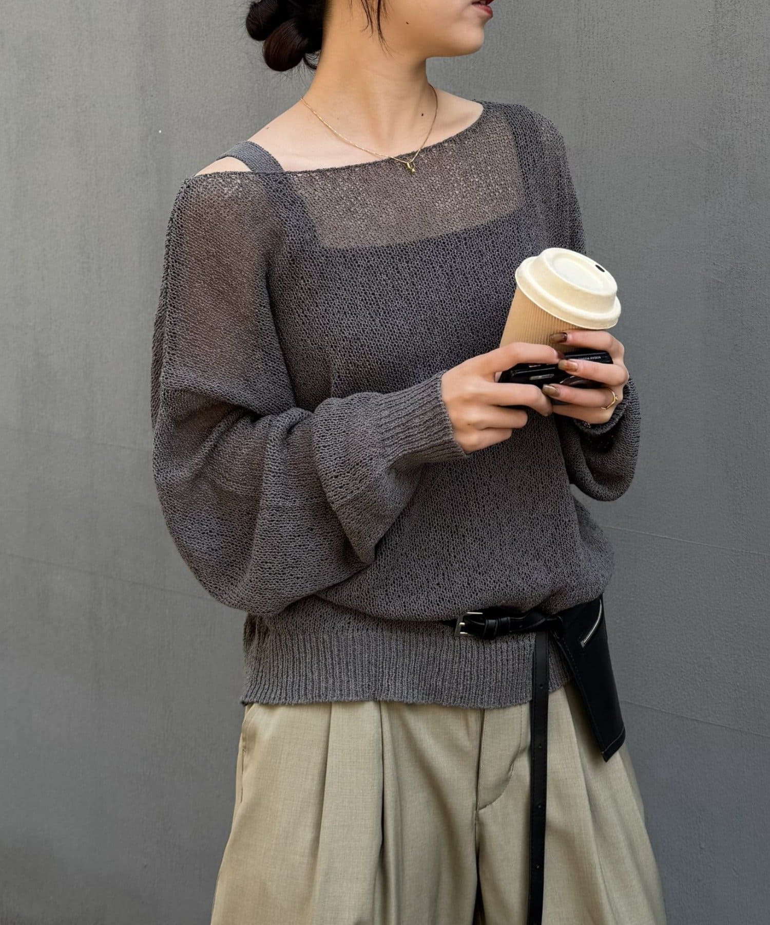 COLONY 2139(コロニー トゥーワンスリーナイン) 【PIKO企画】2wayルーズメッシュニットプルオーバー