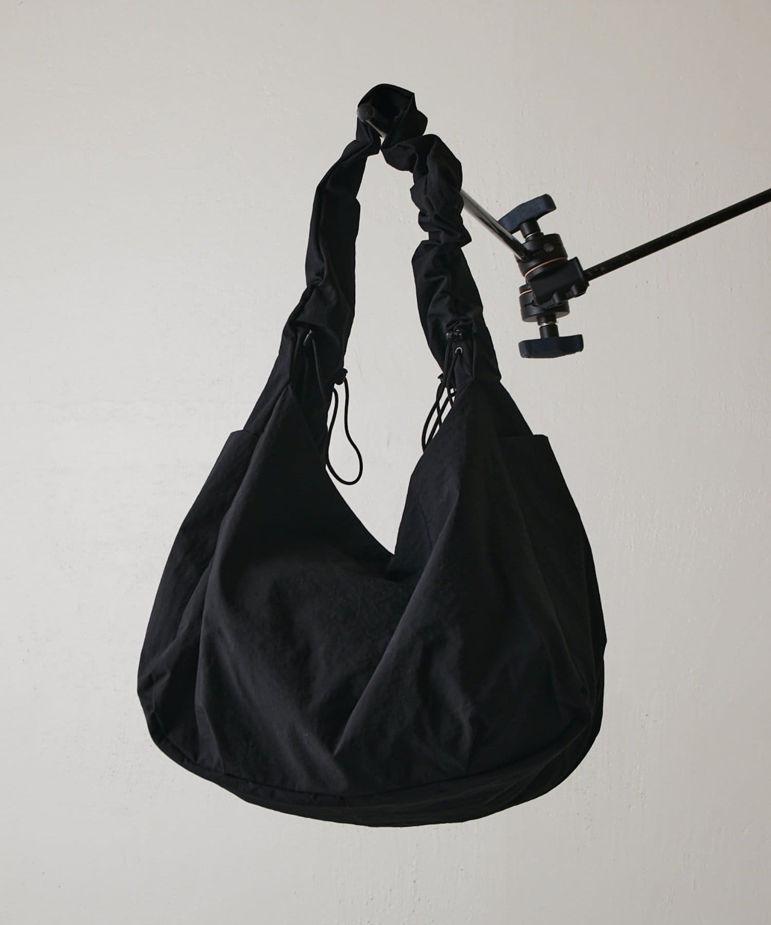 Lui's(ルイス) SLOW span nylon-shoulder bag-L