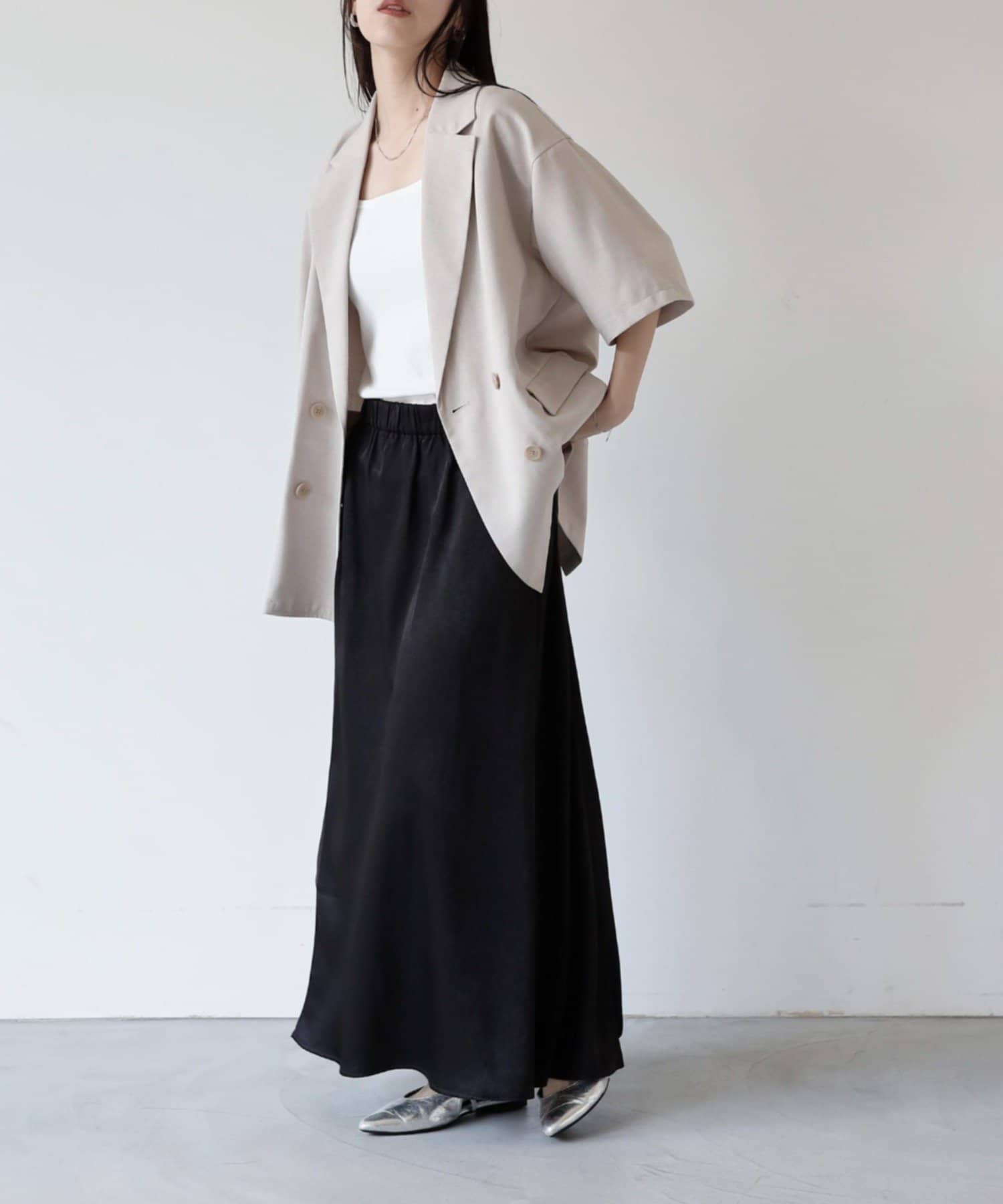 COLONY 2139(コロニー トゥーワンスリーナイン) マットサテンマーメイドスカート