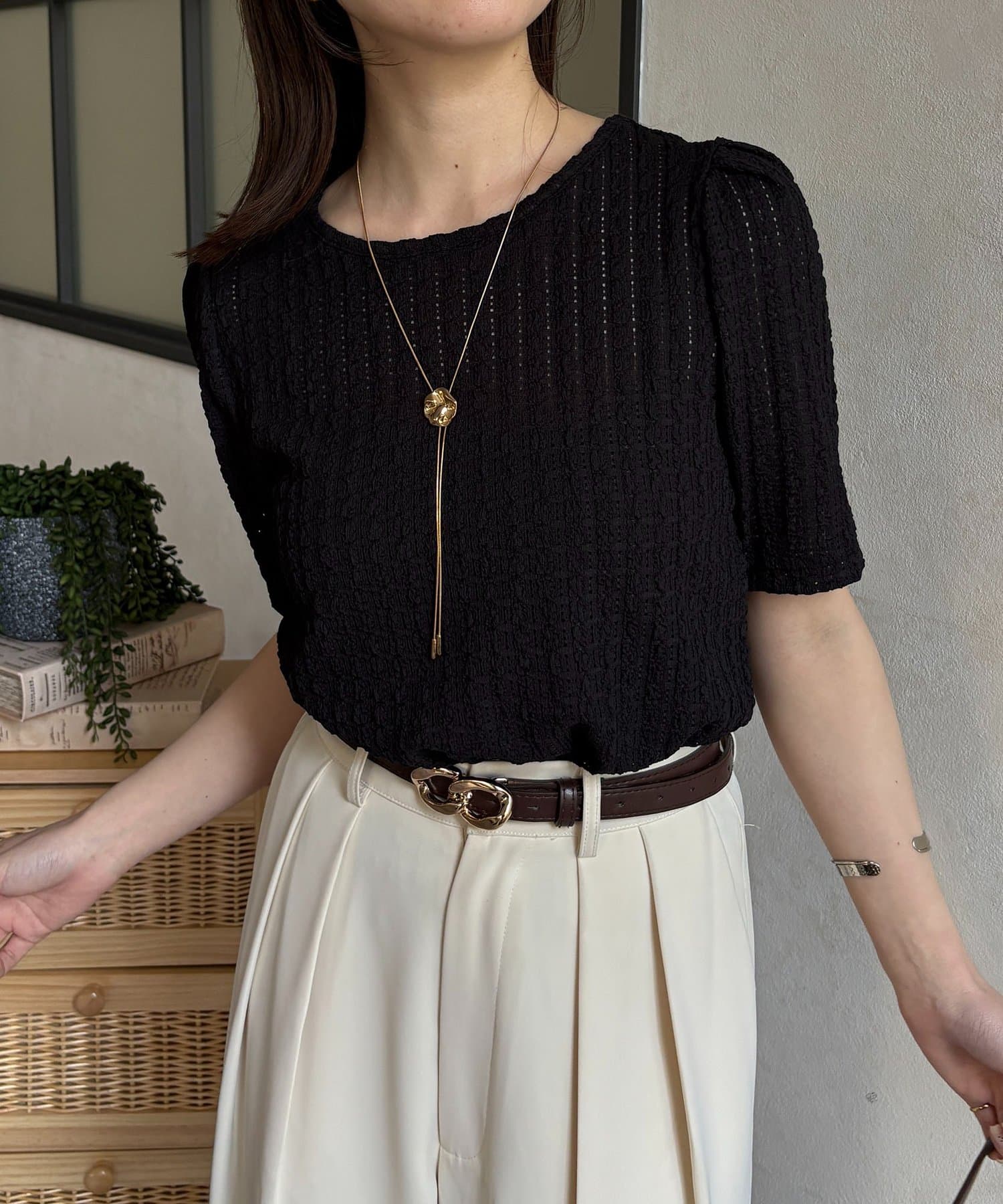 Thevon.(ゼヴォン) 肩タックポコポコシャーリングプルオーバー