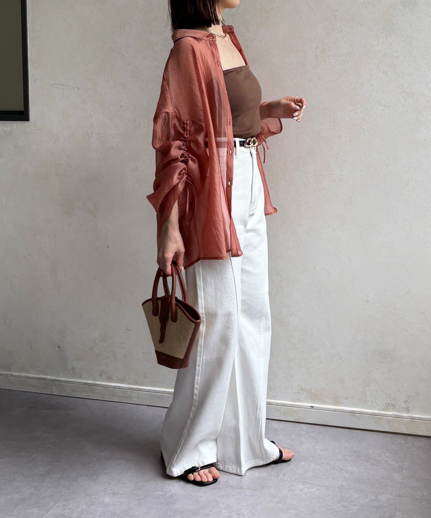 Thevon.(ゼヴォン) 【新色登場！】ラメワッシャー袖シャーリングシアーシャツ