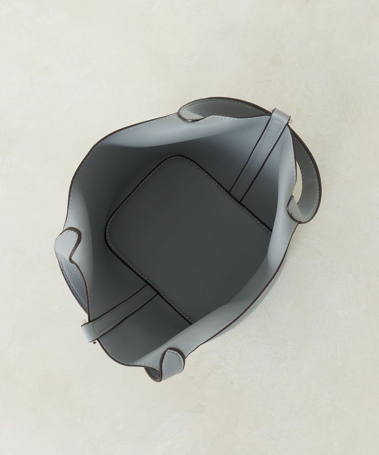 Remind me and forever(リマインドミーアンドフォーエバー) 【5色展開】きれいめデザイン、タッセル付ハンドバッグ