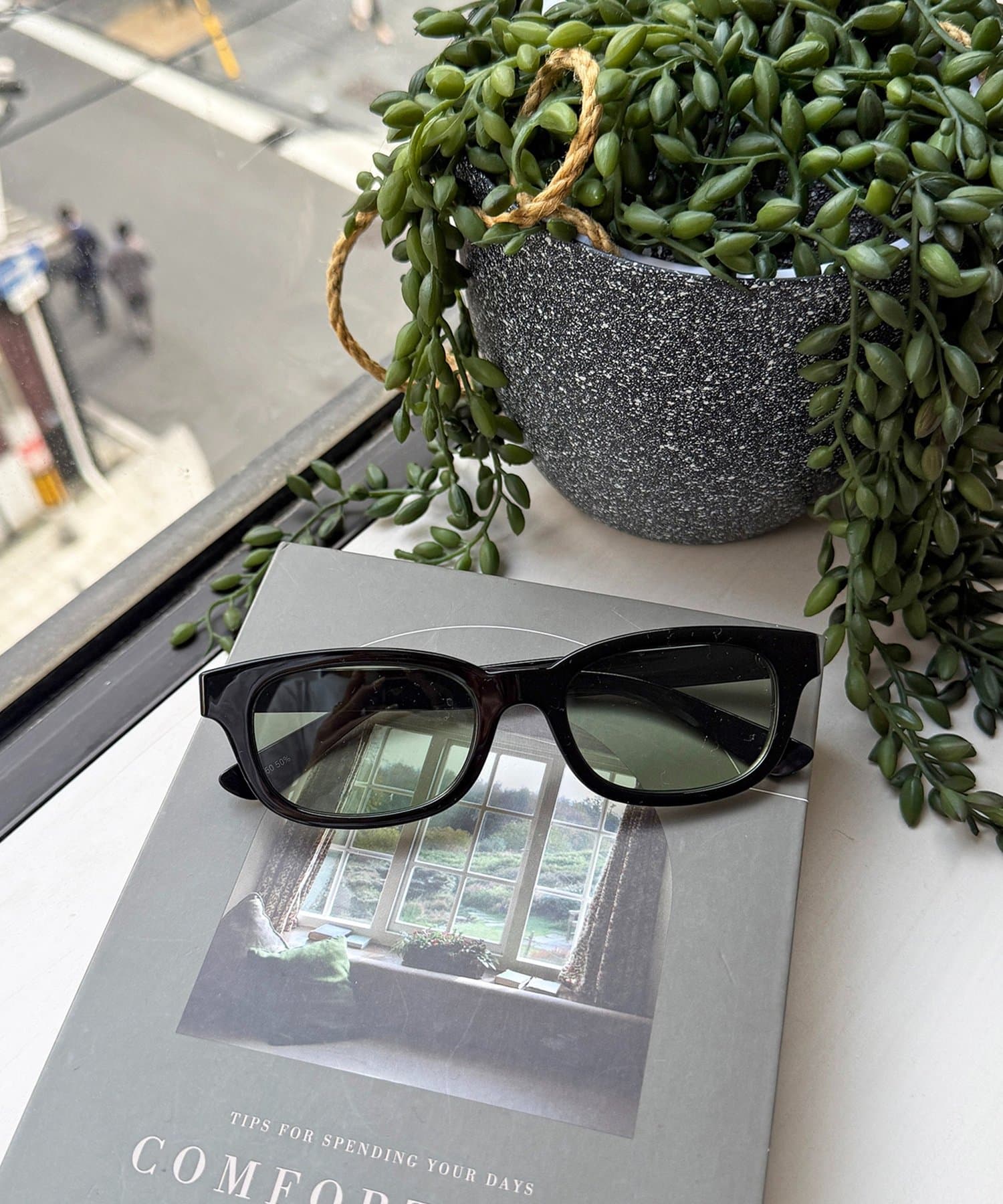 CPCM(シーピーシーエム) ウェリントン細型サングラス