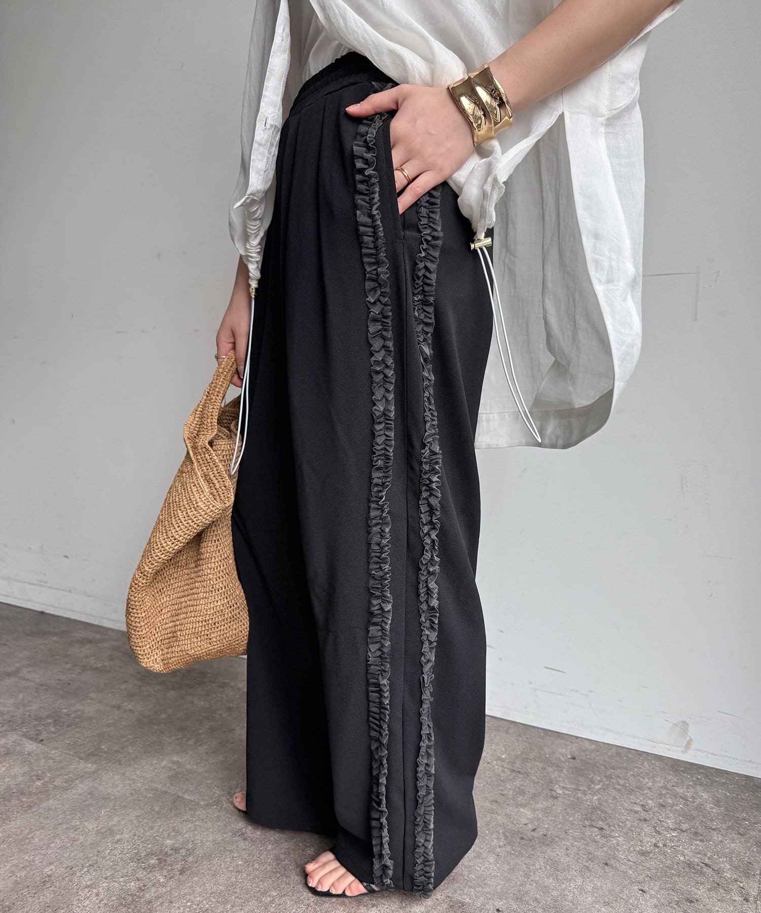 DOUDOU(ドゥドゥ) 【WEB限定】カットジョーゼットサイドチュールフリルパンツ