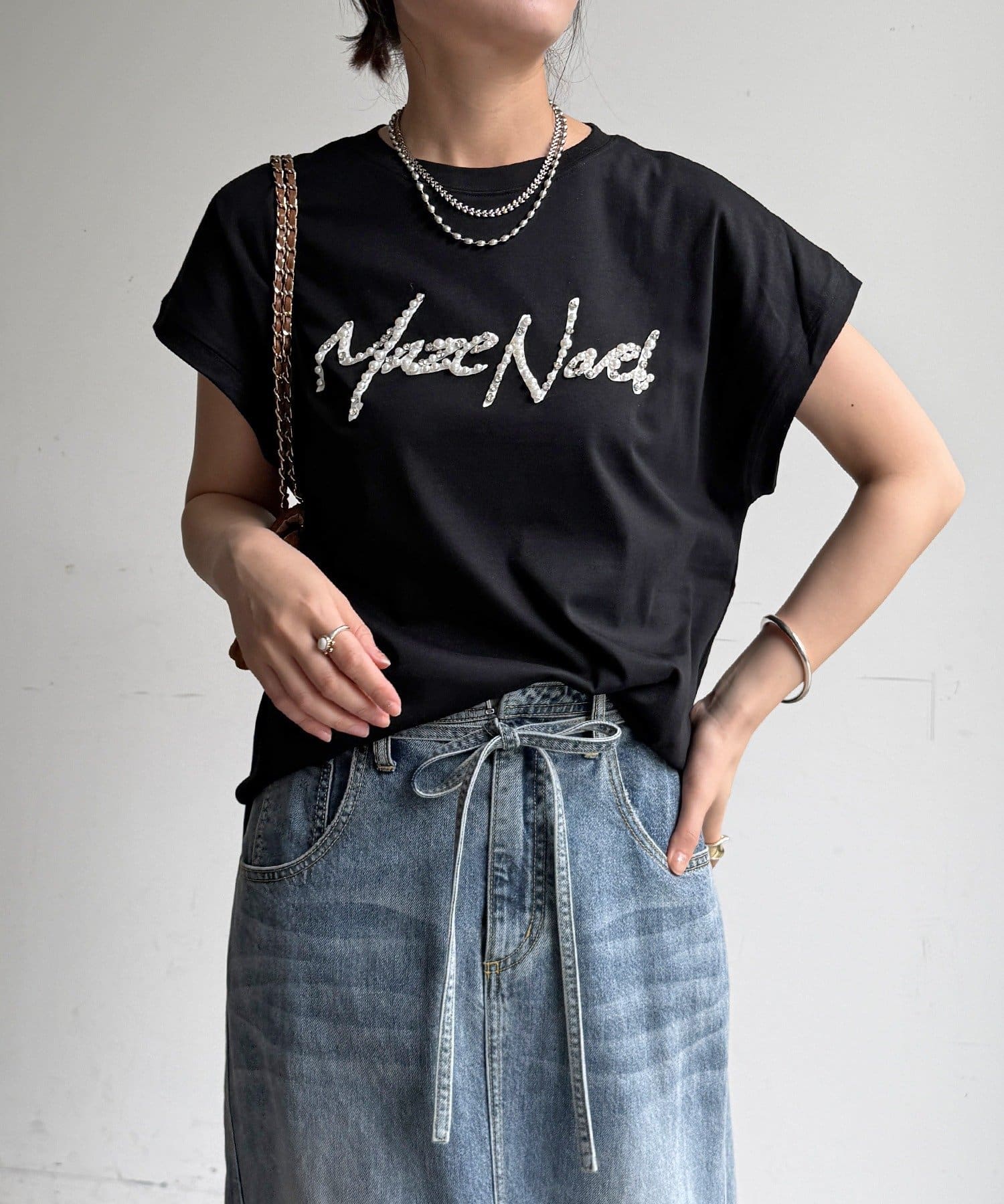 DOUDOU(ドゥドゥ) 【WEB限定】ビジューロゴTEE